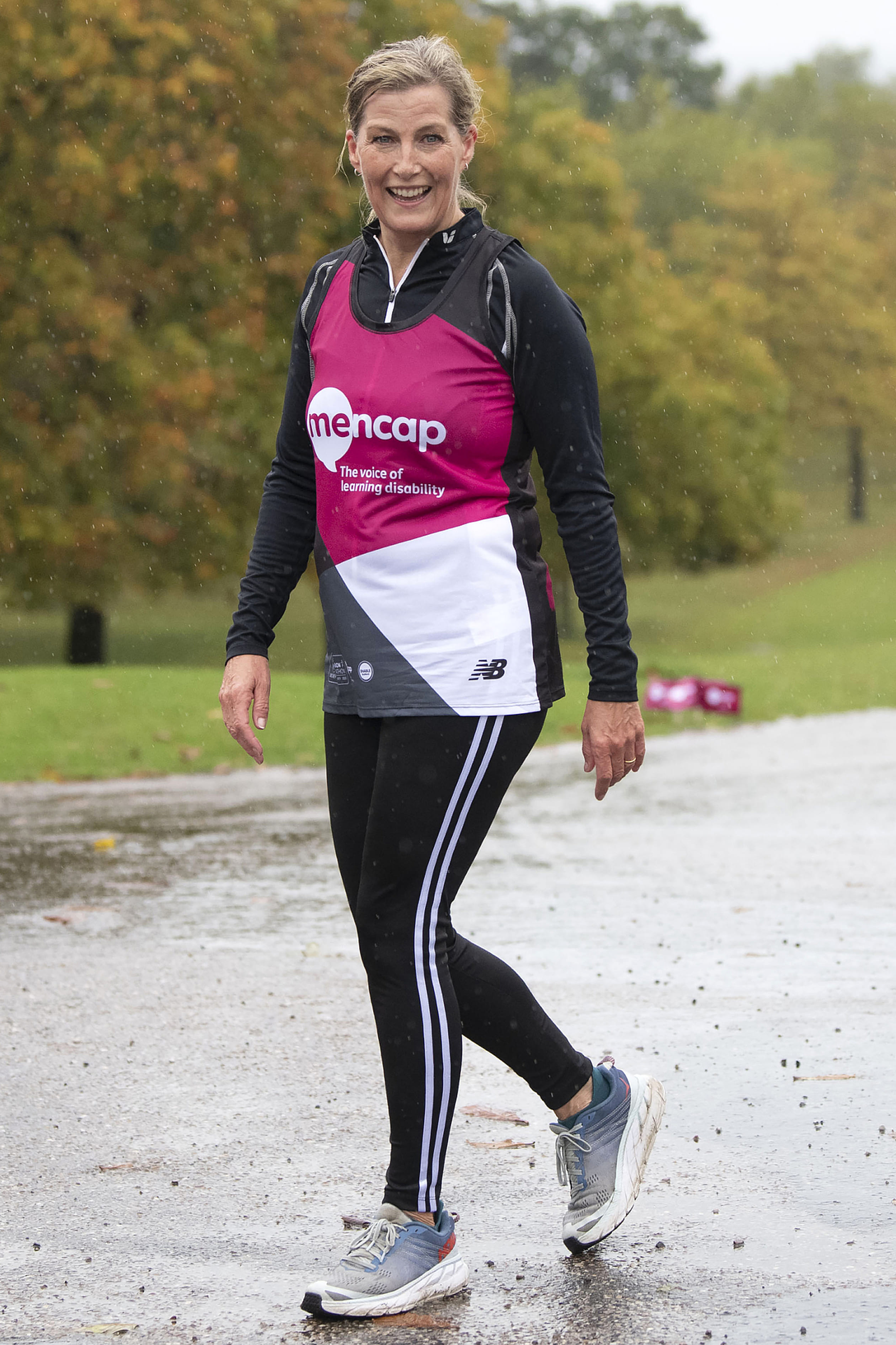 We kennen Sophie als een zeer sportieve royal. Hier doet ze mee aan hardloopwedstrijd voor het goede