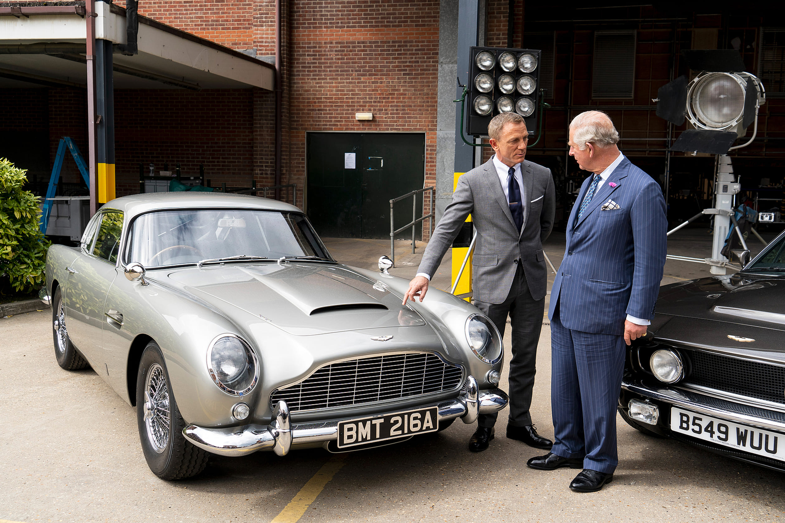 Prins_Charles_en_Daniel_Craig_James_Bond.jpg