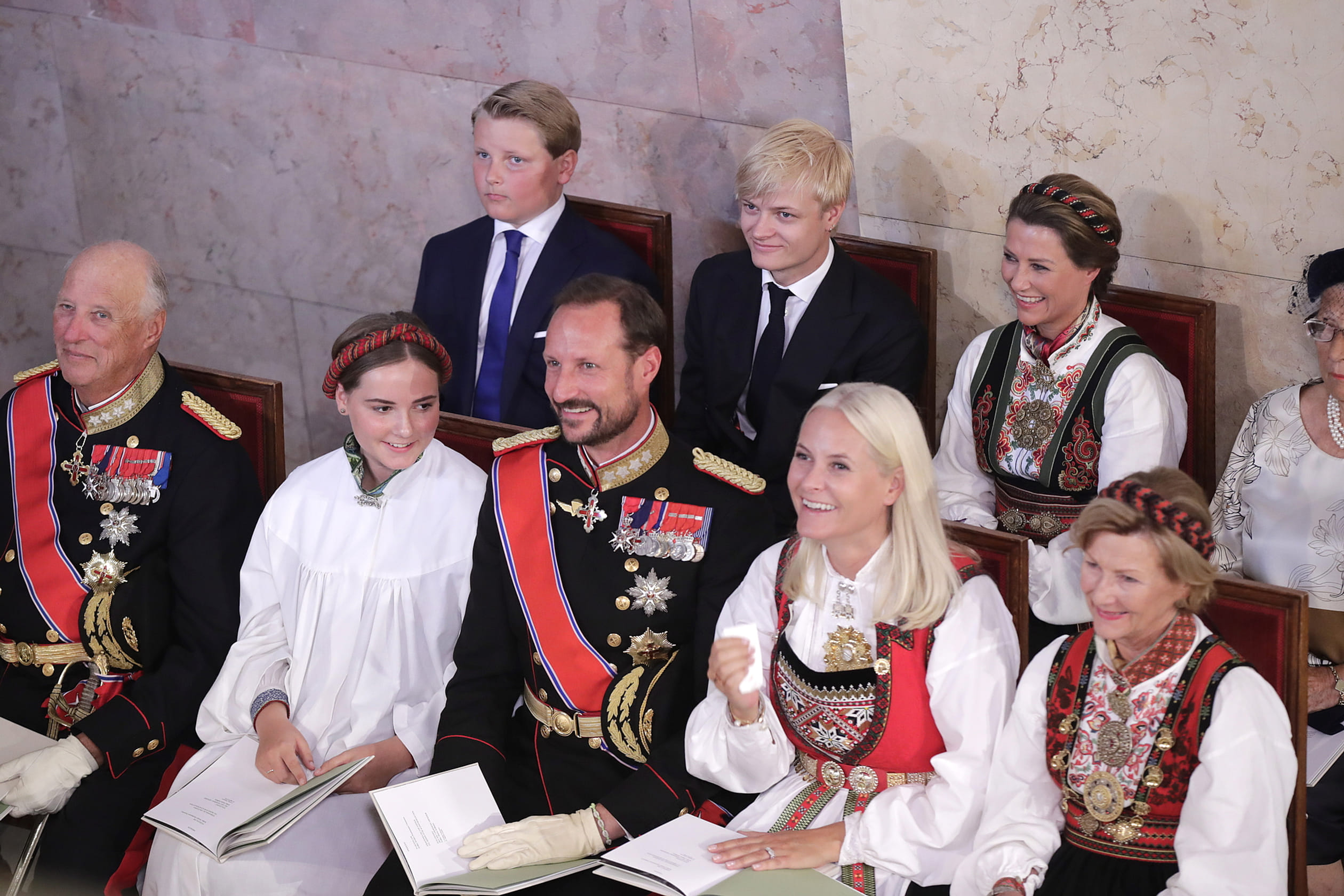 Kerkdienst_Noorse_royals.jpg