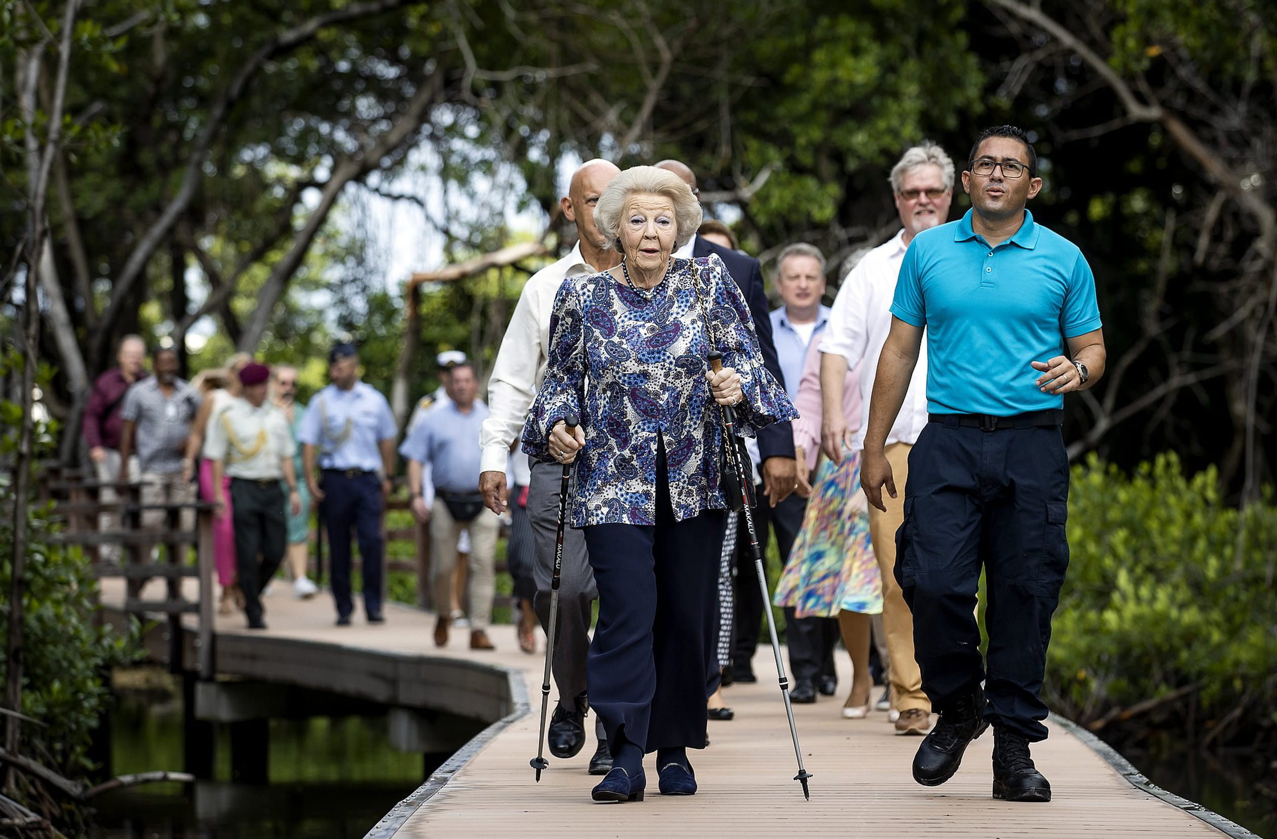 Beatrix_wandelstokken_mangrovepark.jpg