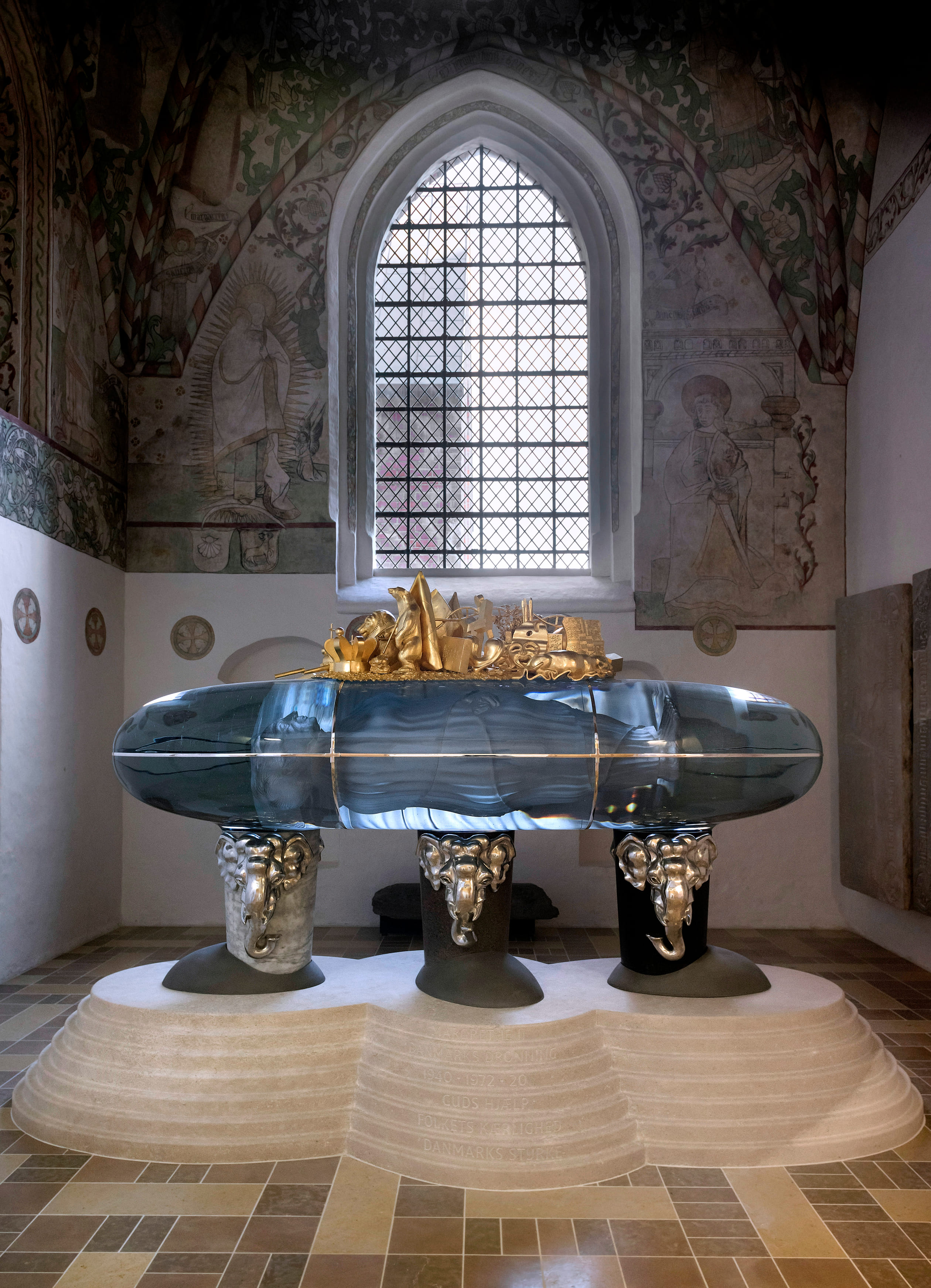 grafmonument_koningin_Margrethe_1.jpg
