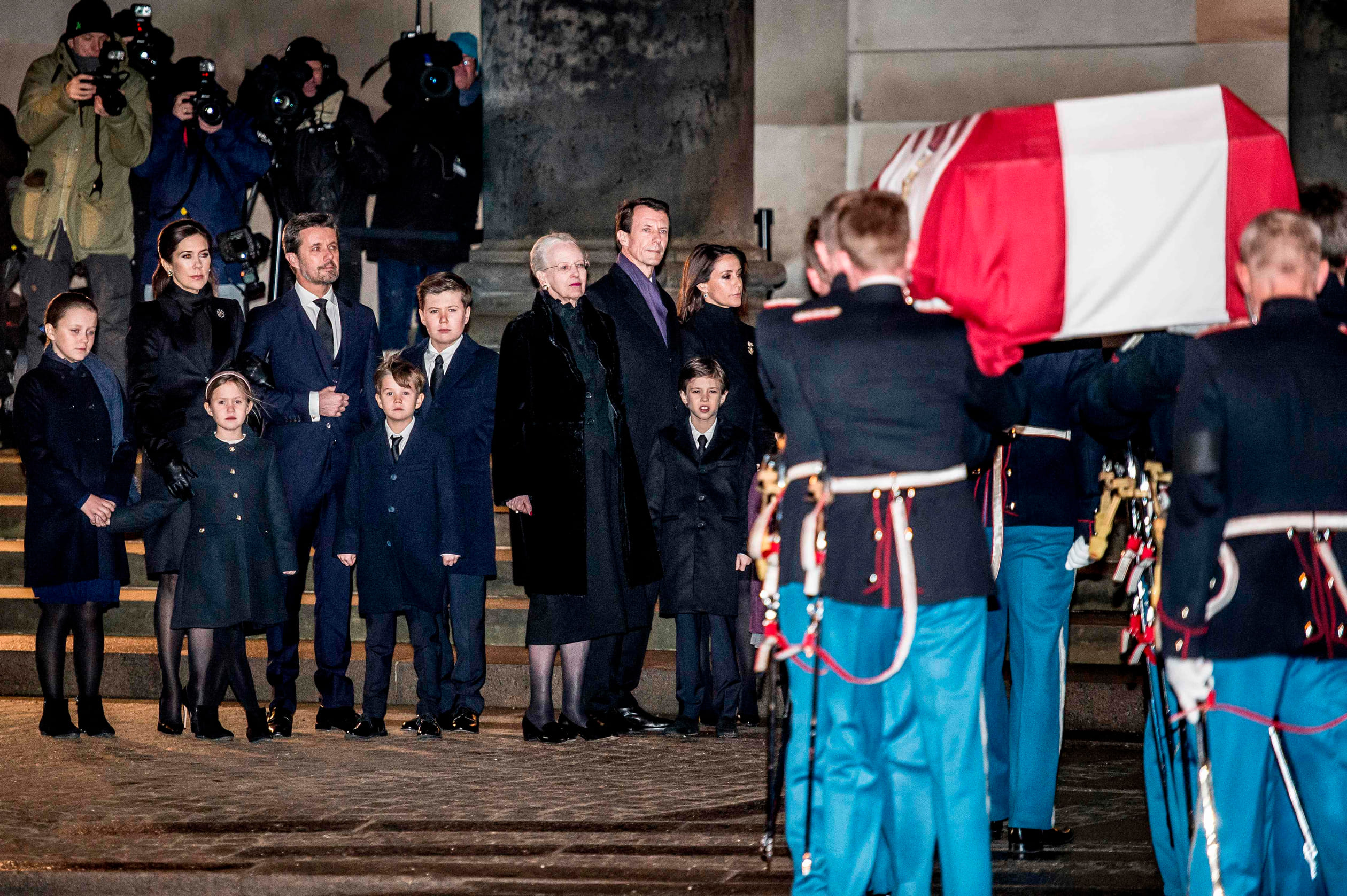 Deense_royals_kist_prins_Henrik.jpg