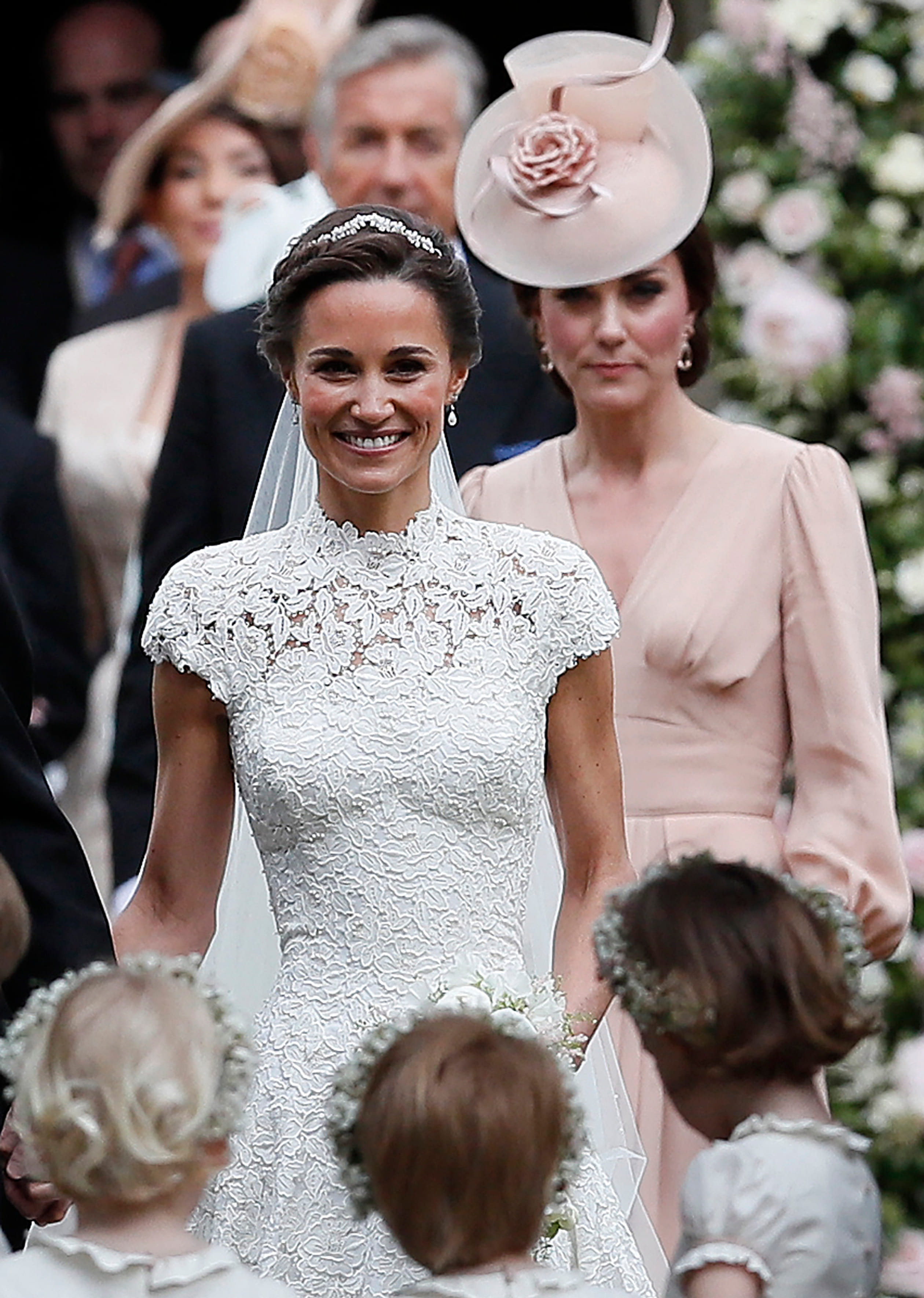 Bruid_Pippa_en_zus_Catherine.jpg