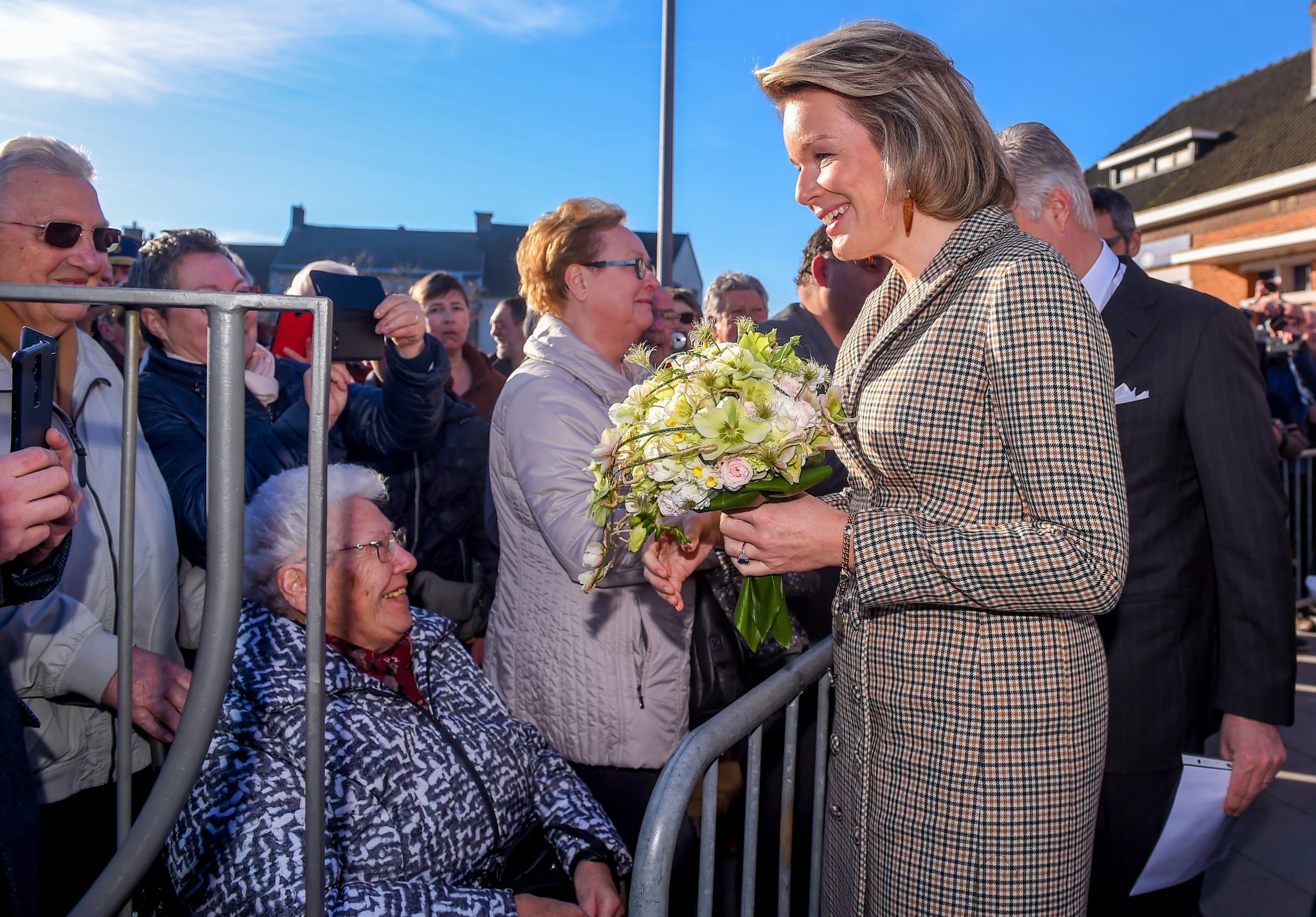 Filip_Mathilde_publiek_provinciebezoek.jpg