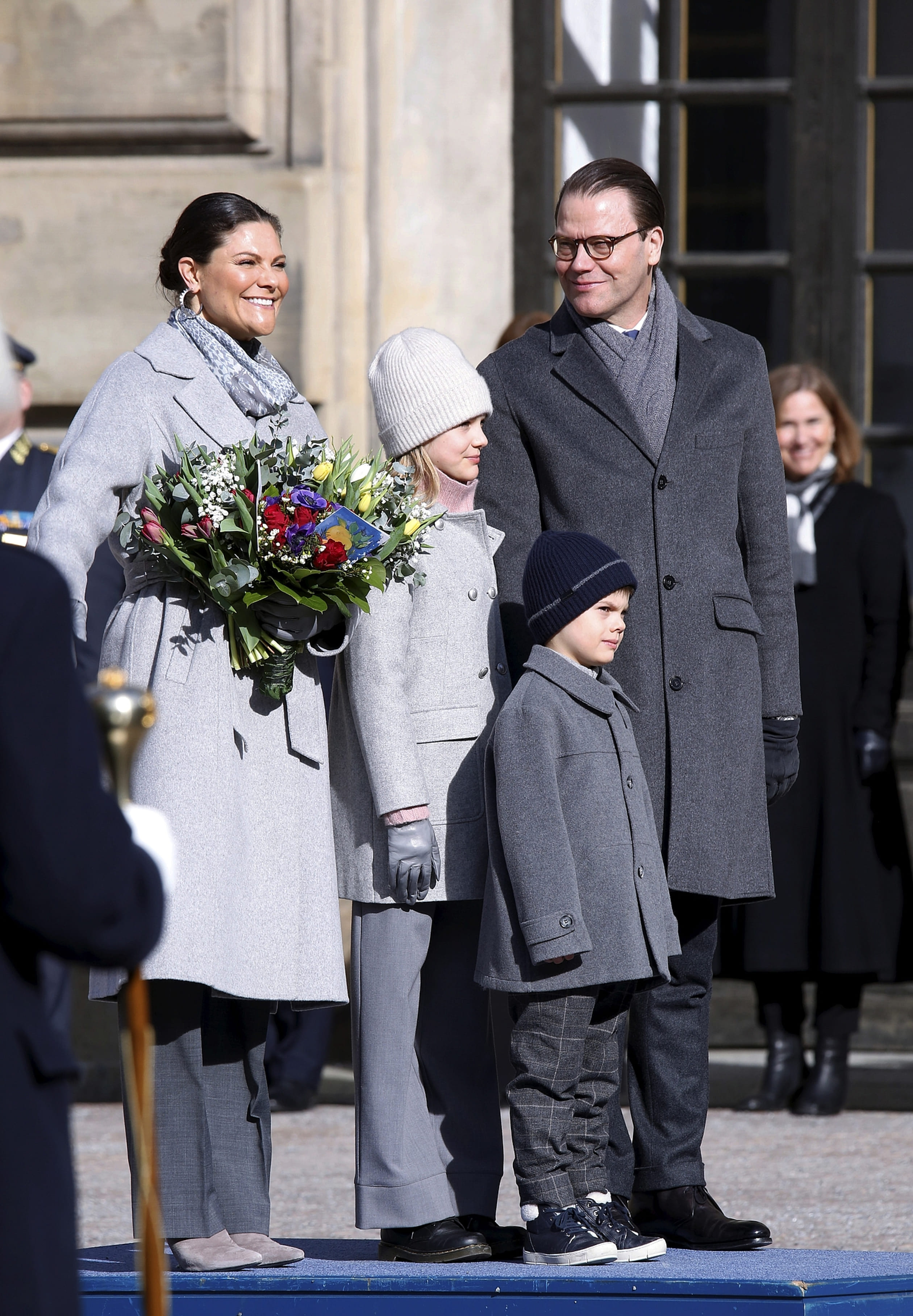 Kroonprinses_Victoria_gezin_naamdag.jpg