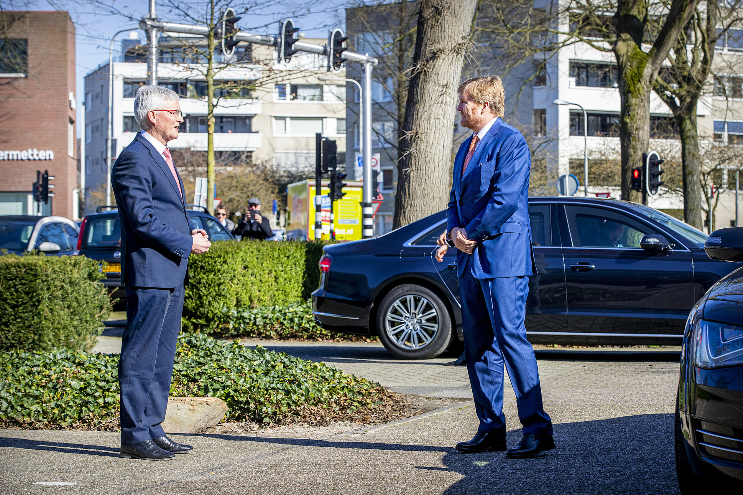 Koning_bezoekt_GGD_Tilburg_3.jpg
