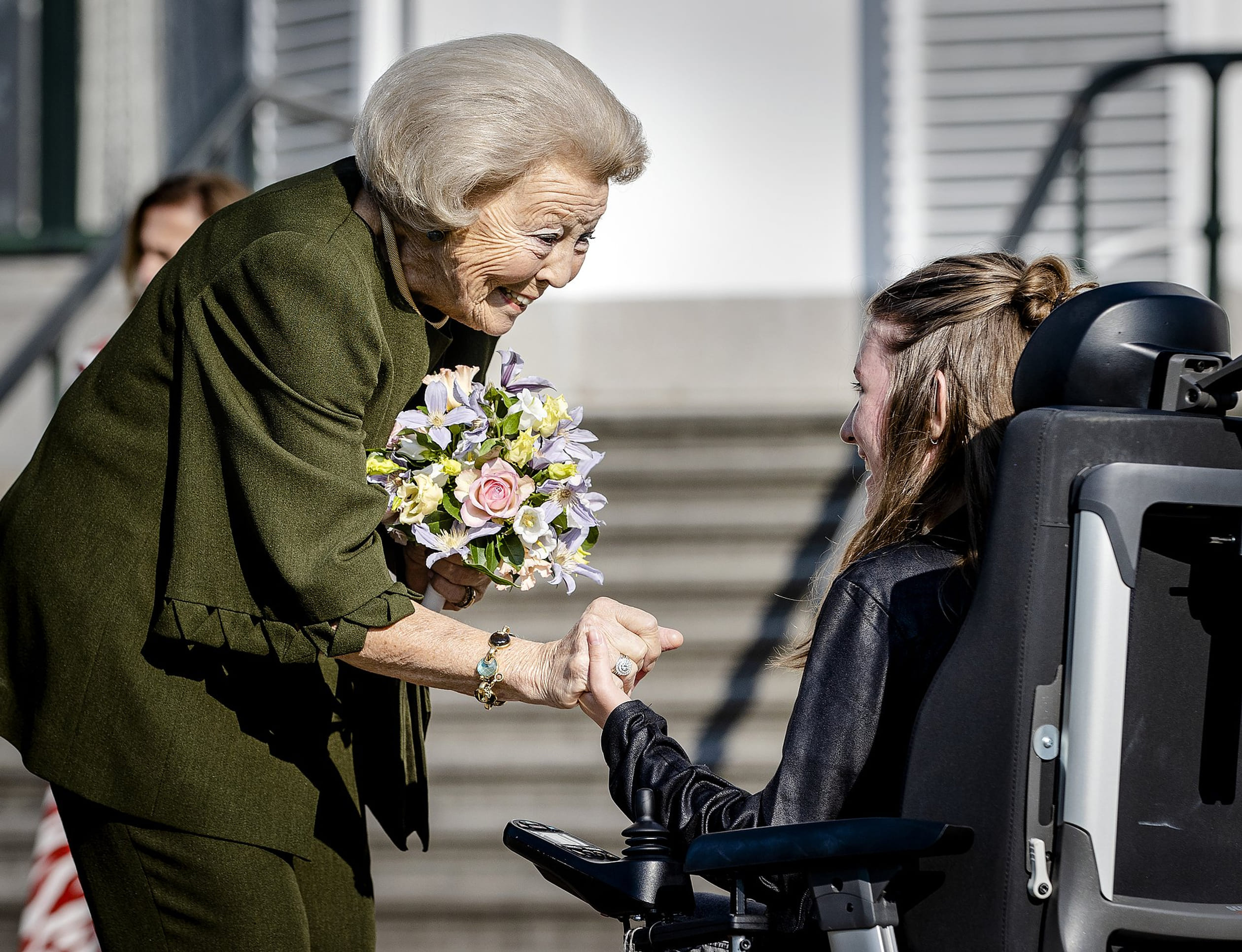 Beatrix_bezoekt_spierfond_3.jpg