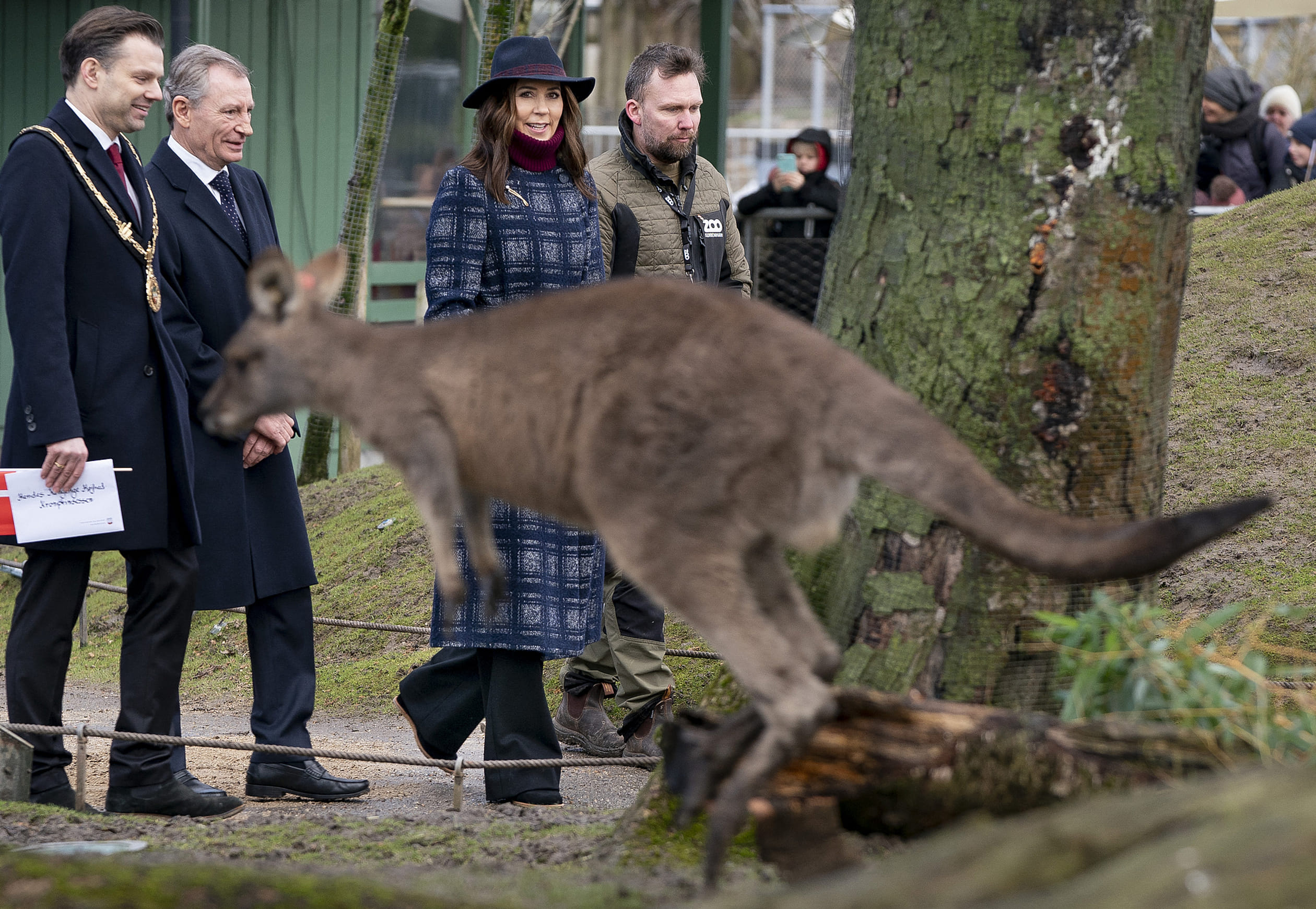 Mary_in_Dierentuin_2.jpg