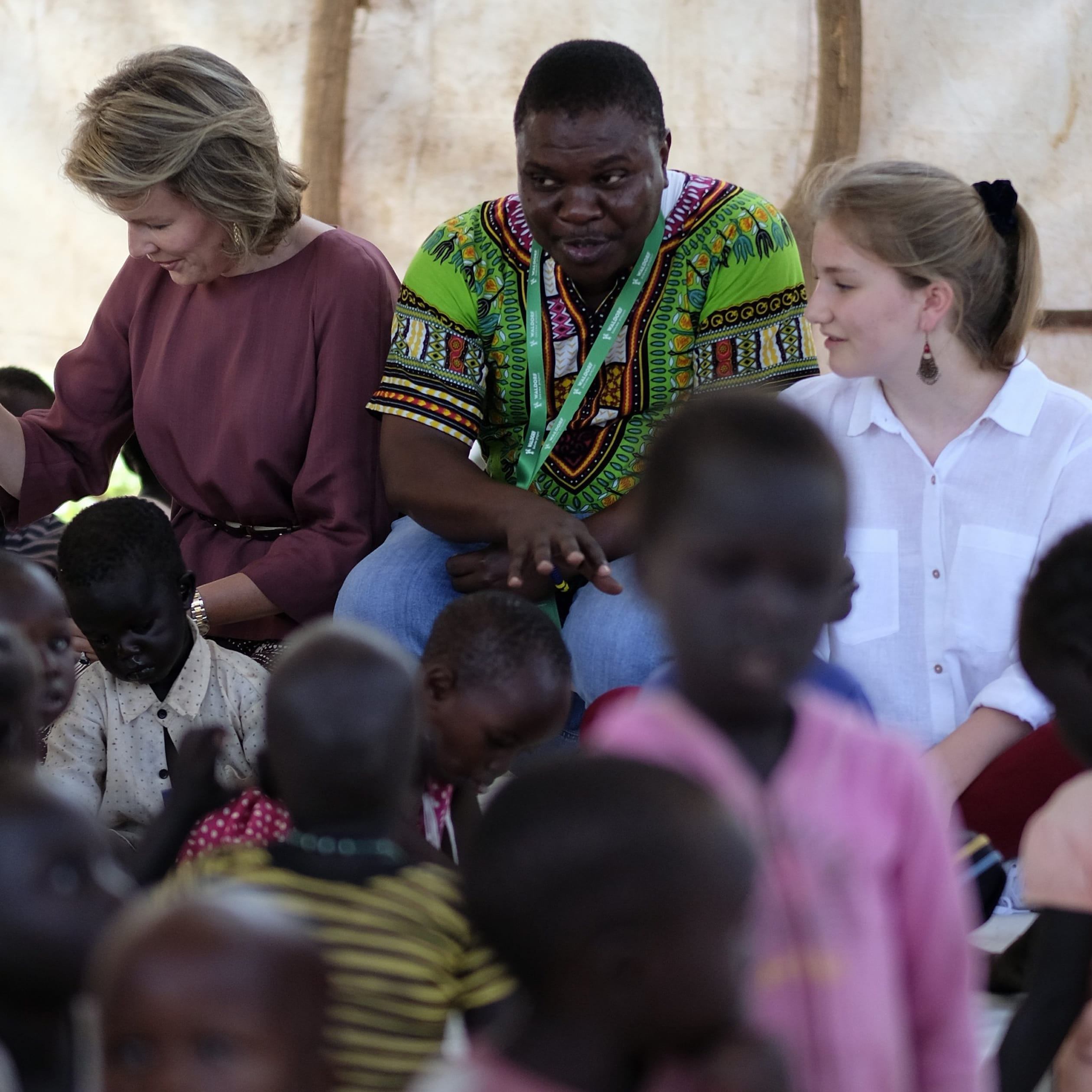 Koningin_Mathilde_en_prinses_Elisabeth_reis_Kenia_6.JPG