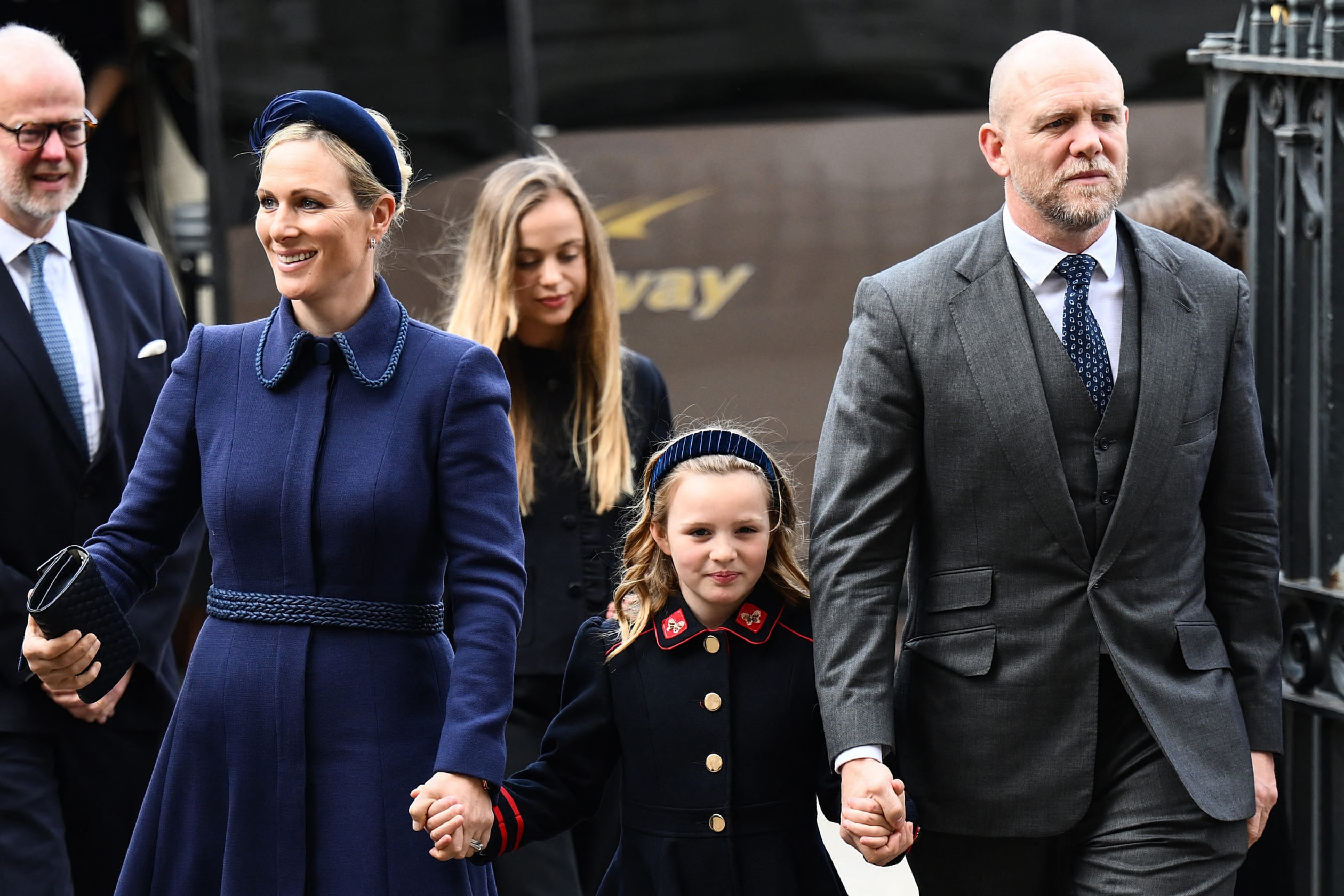 Zara Phillips en Mike Tindall met hun dochter Mia grace.