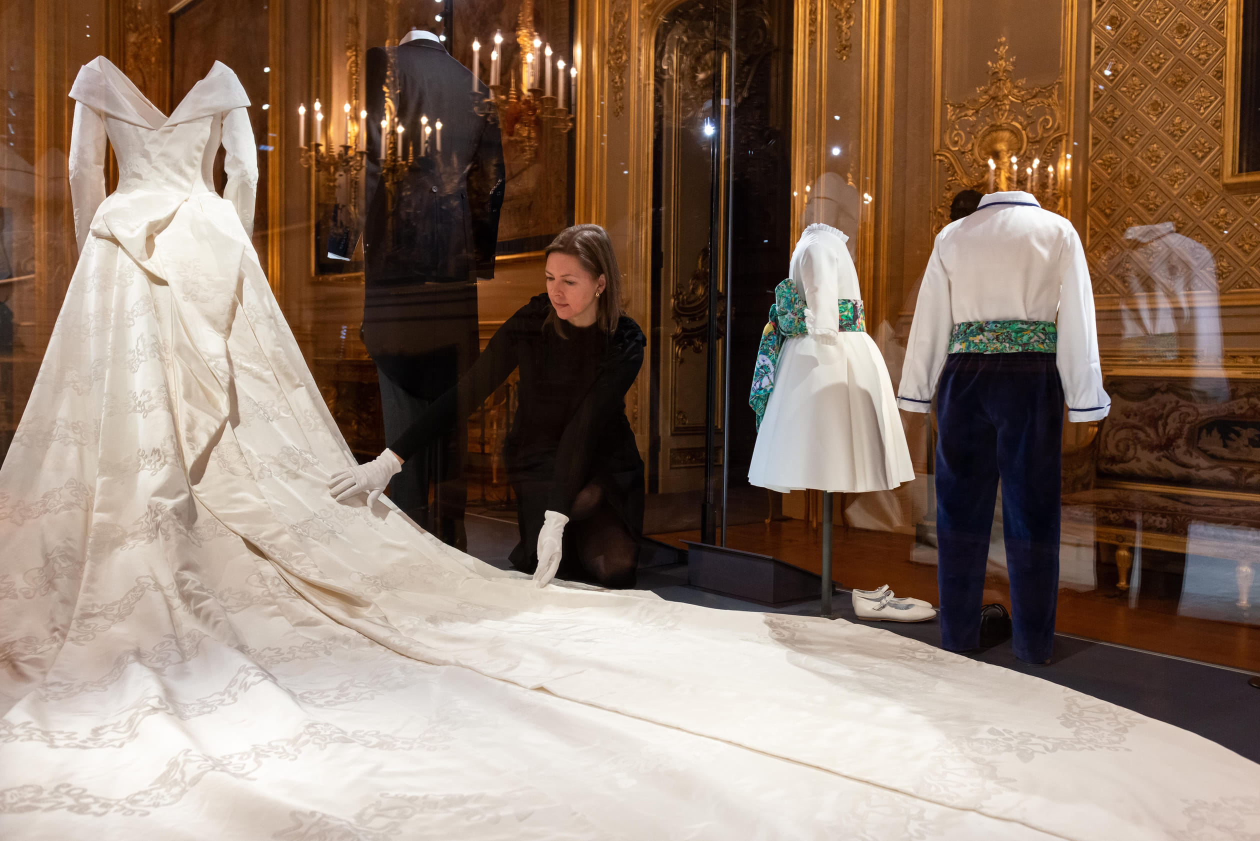 In Windsor Castle wordt de laatste hand gelegd aan de expositie.