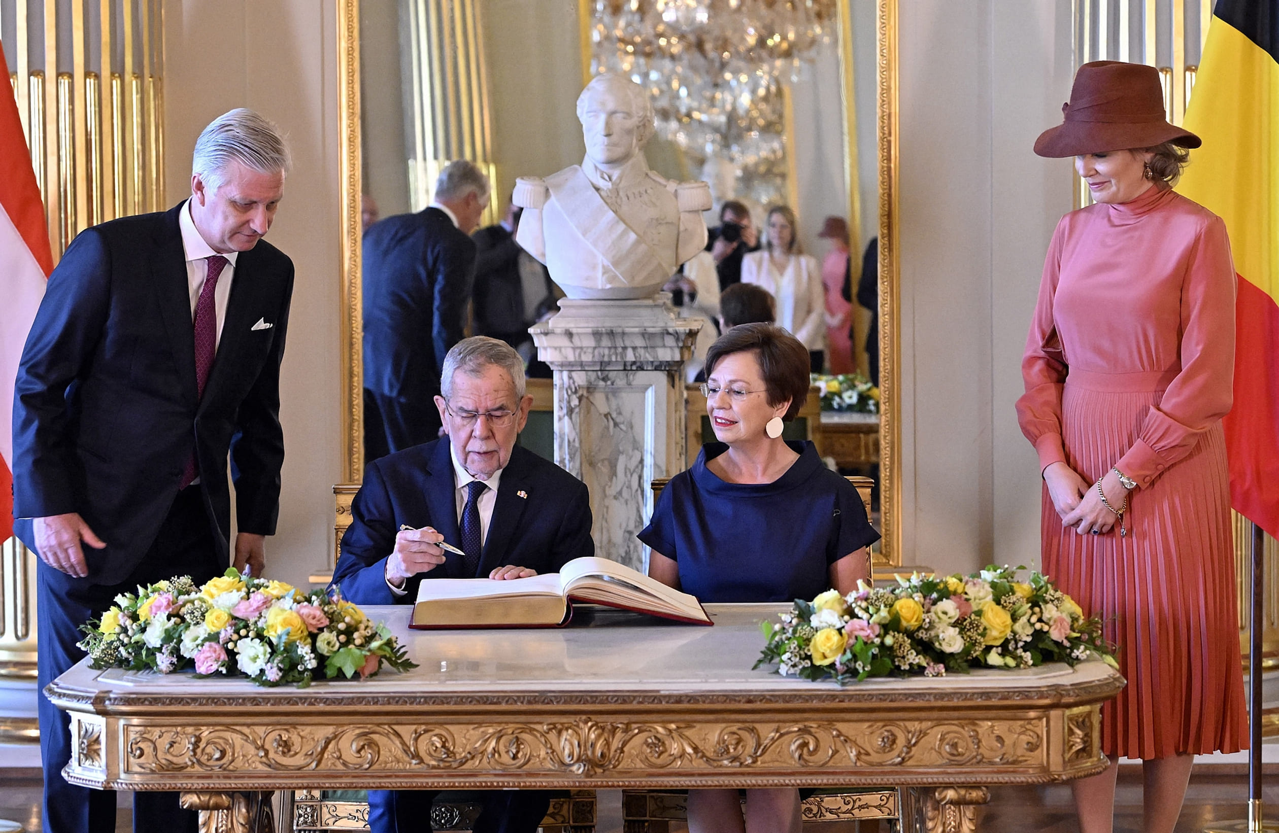 Koningin_Mathilde_kleding_staatsbezoek_Oostenrijk.jpg