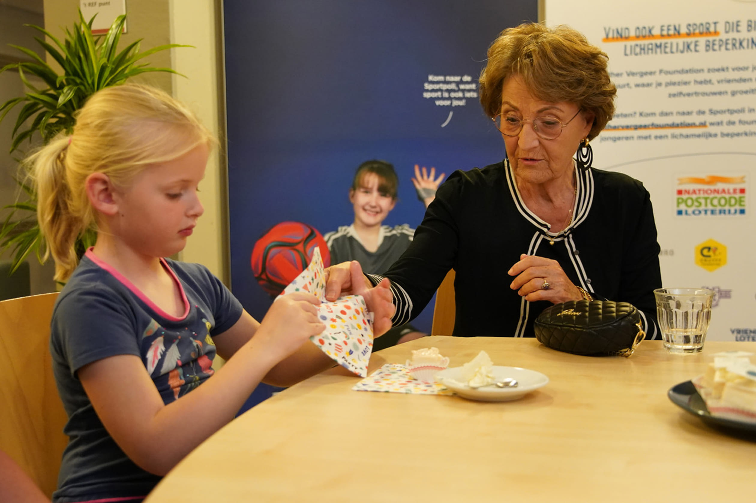  Prinses Margriet bezoekt Sportpoli  Foundation