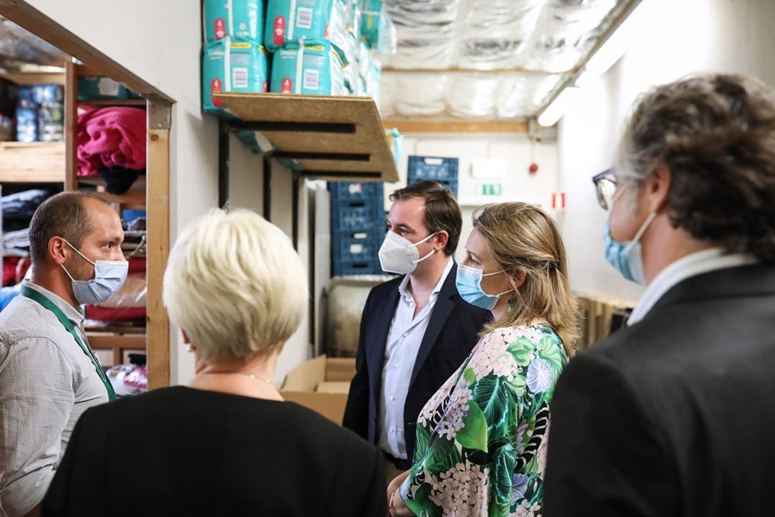 stephanie_erfgroothertogin_luxemburg_bezoek_winkel.jpg
