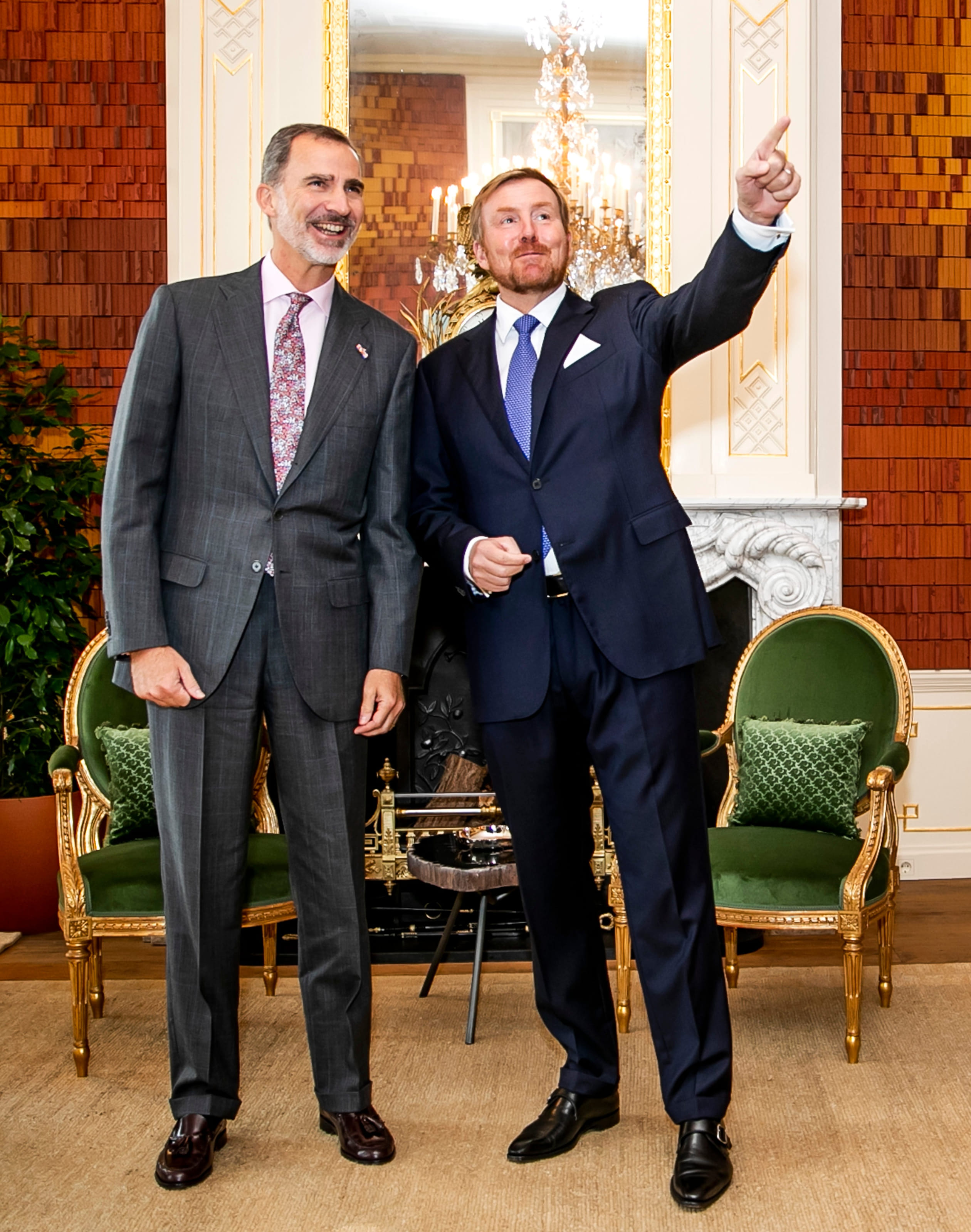 WA-lachen-en-zwaaien.jpg