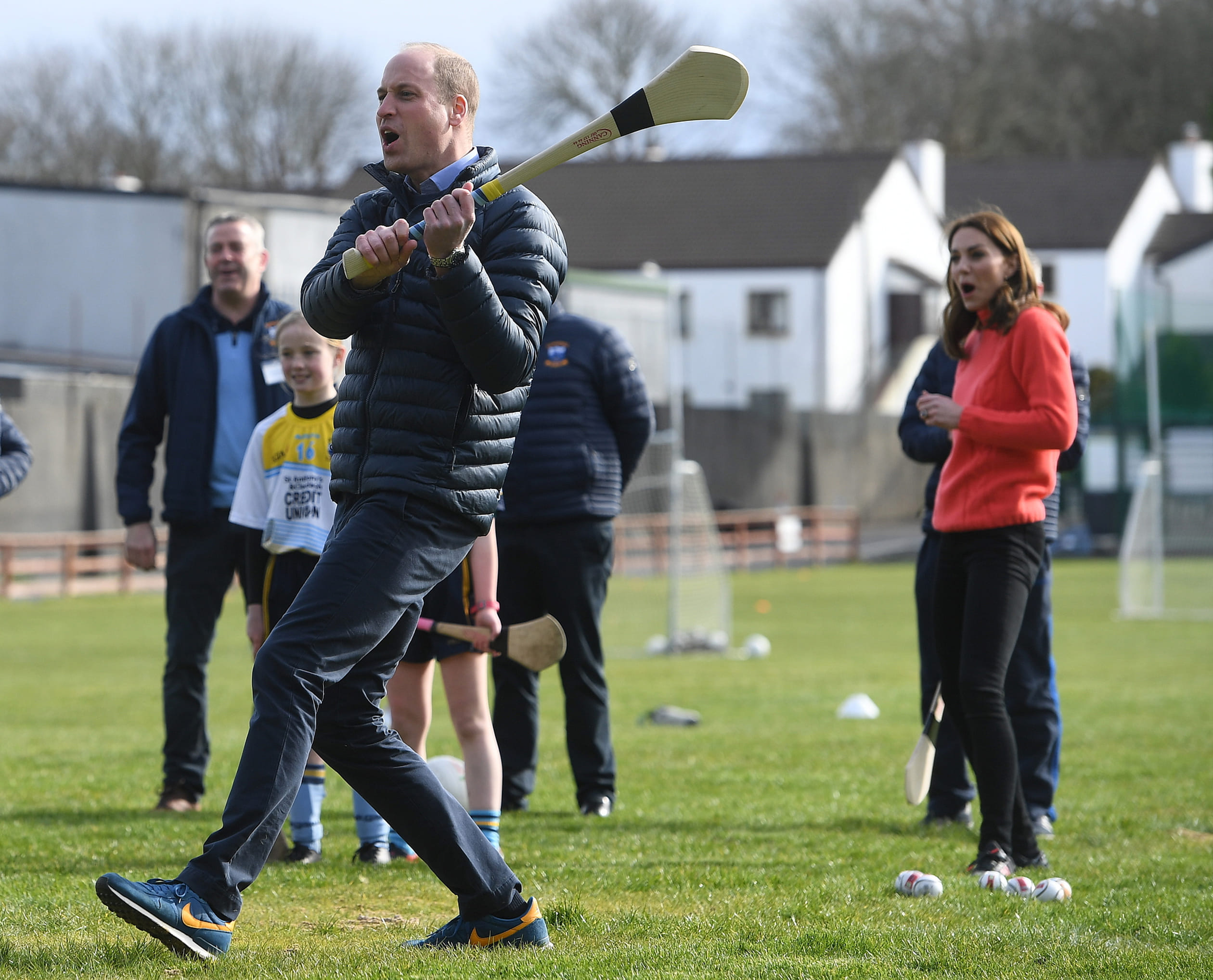 Prins_William_speelt_hurling.jpg
