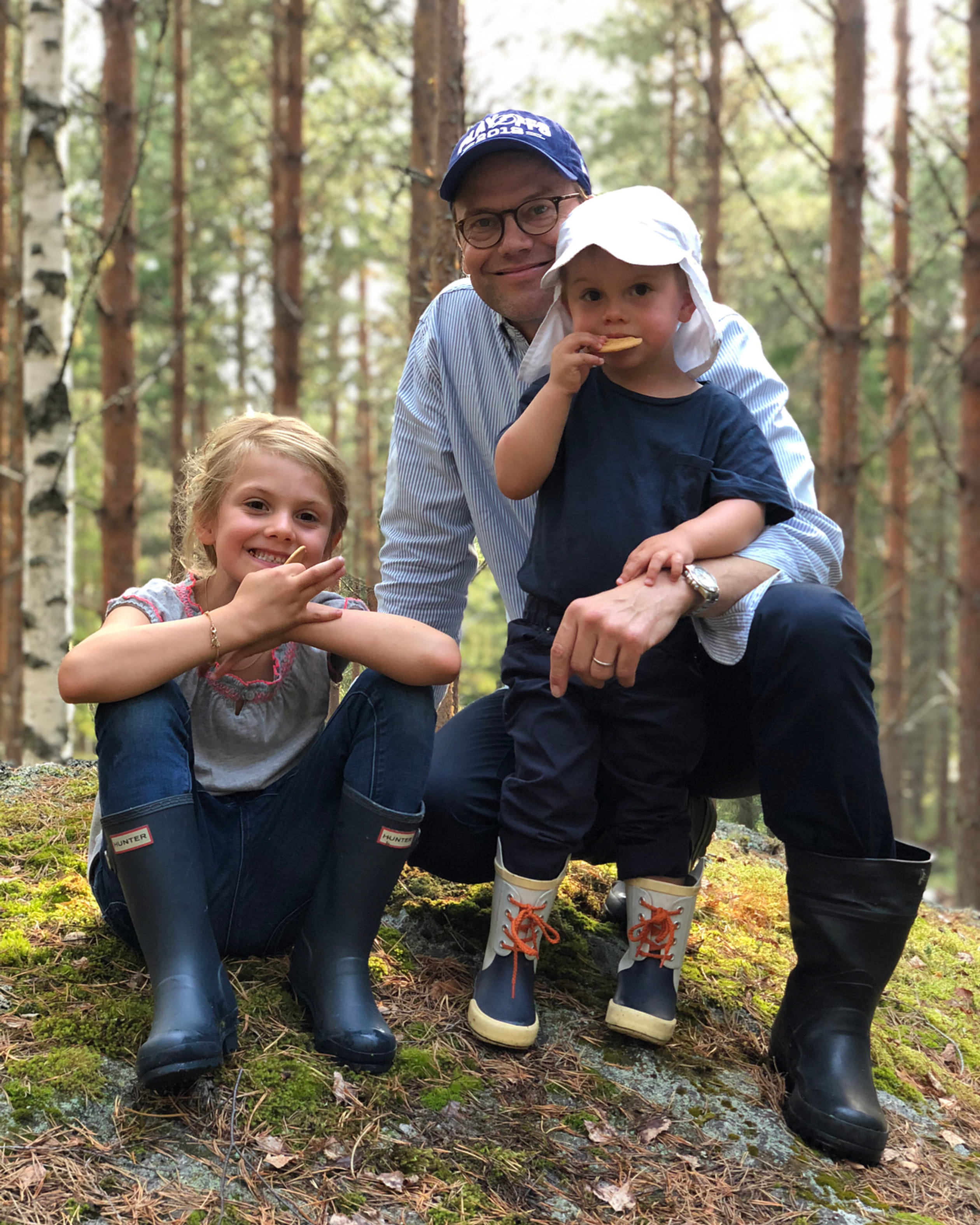 Daniel, Estelle en Oscar in Hälsingland.