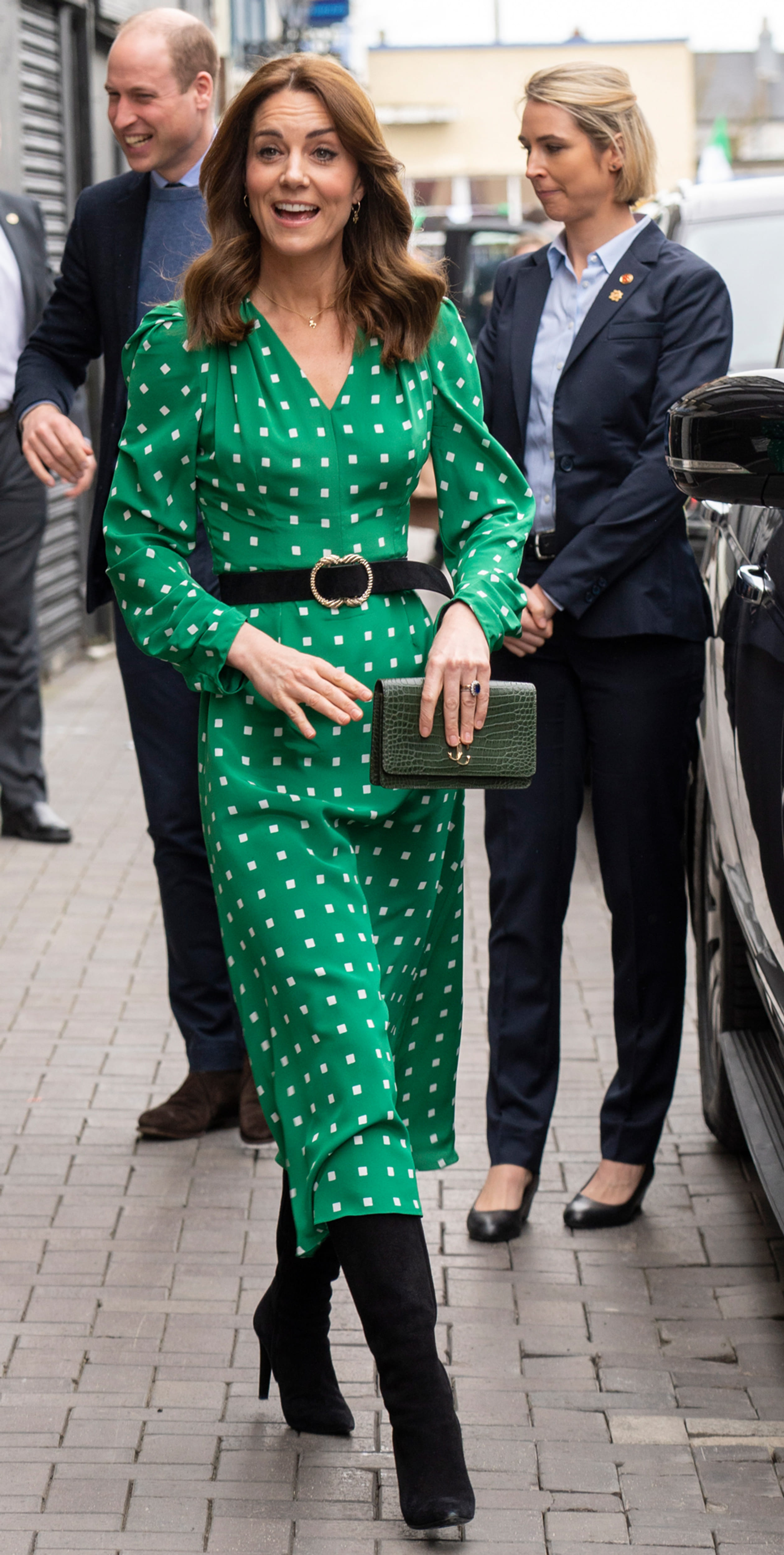 Catherine_groene_polkadot_jurk.jpg