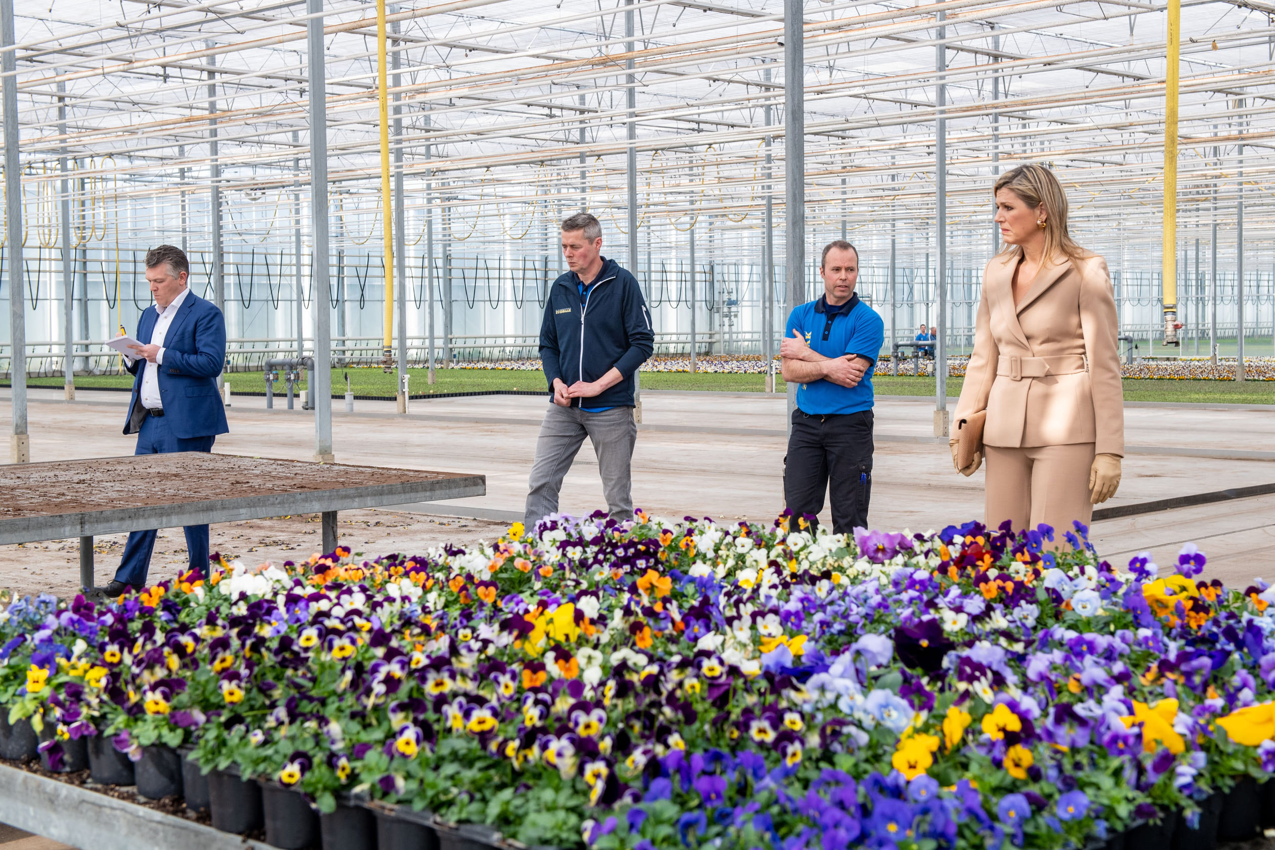 maxima_bezoek_kwekers_bloemen.jpg