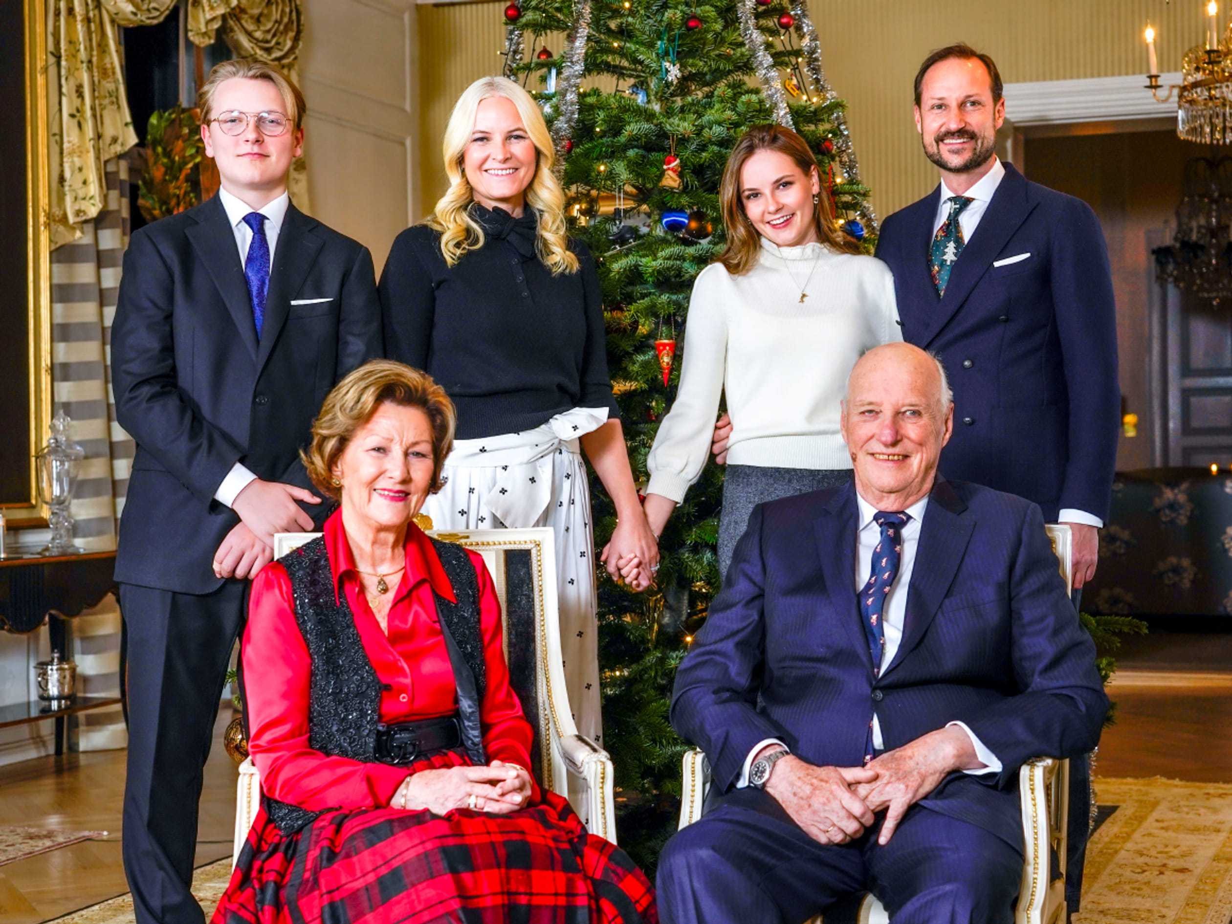 Noorse_royals_kerst_2021_3.jpeg