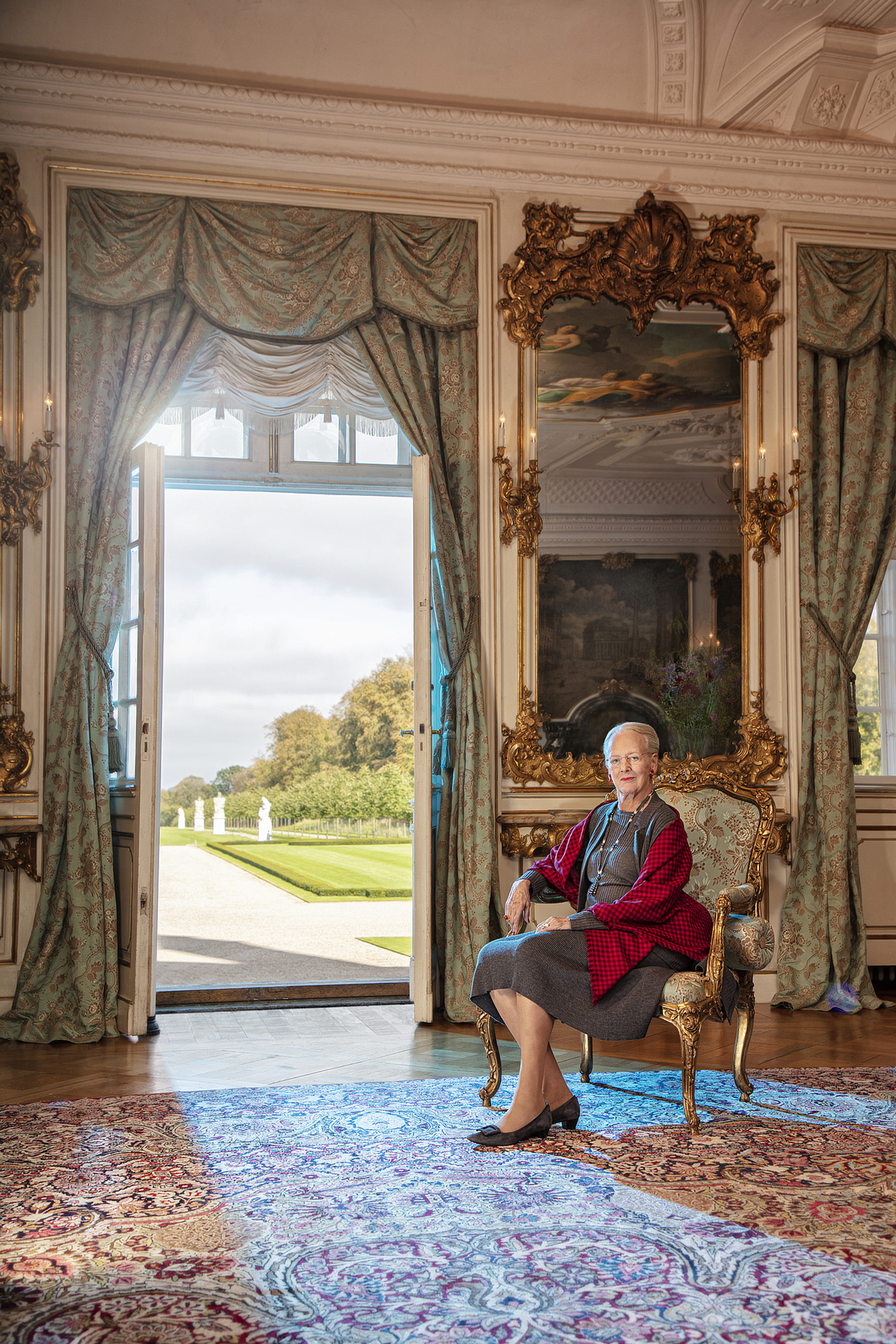Koningin_Margrethe_in_paleis.jpg