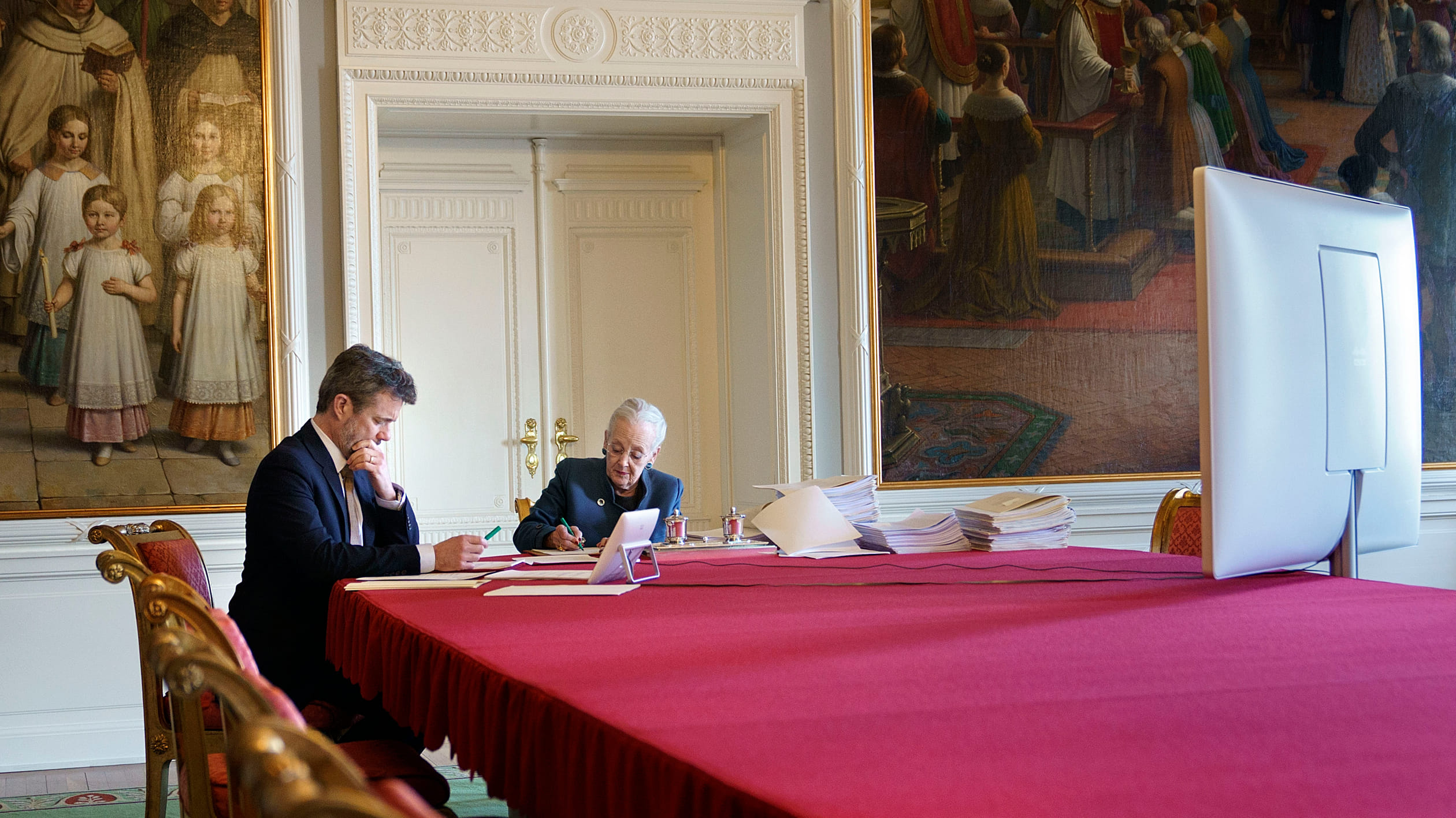 Koningin_Margrethe_en_Frederik_Staatsraad_2.jpg