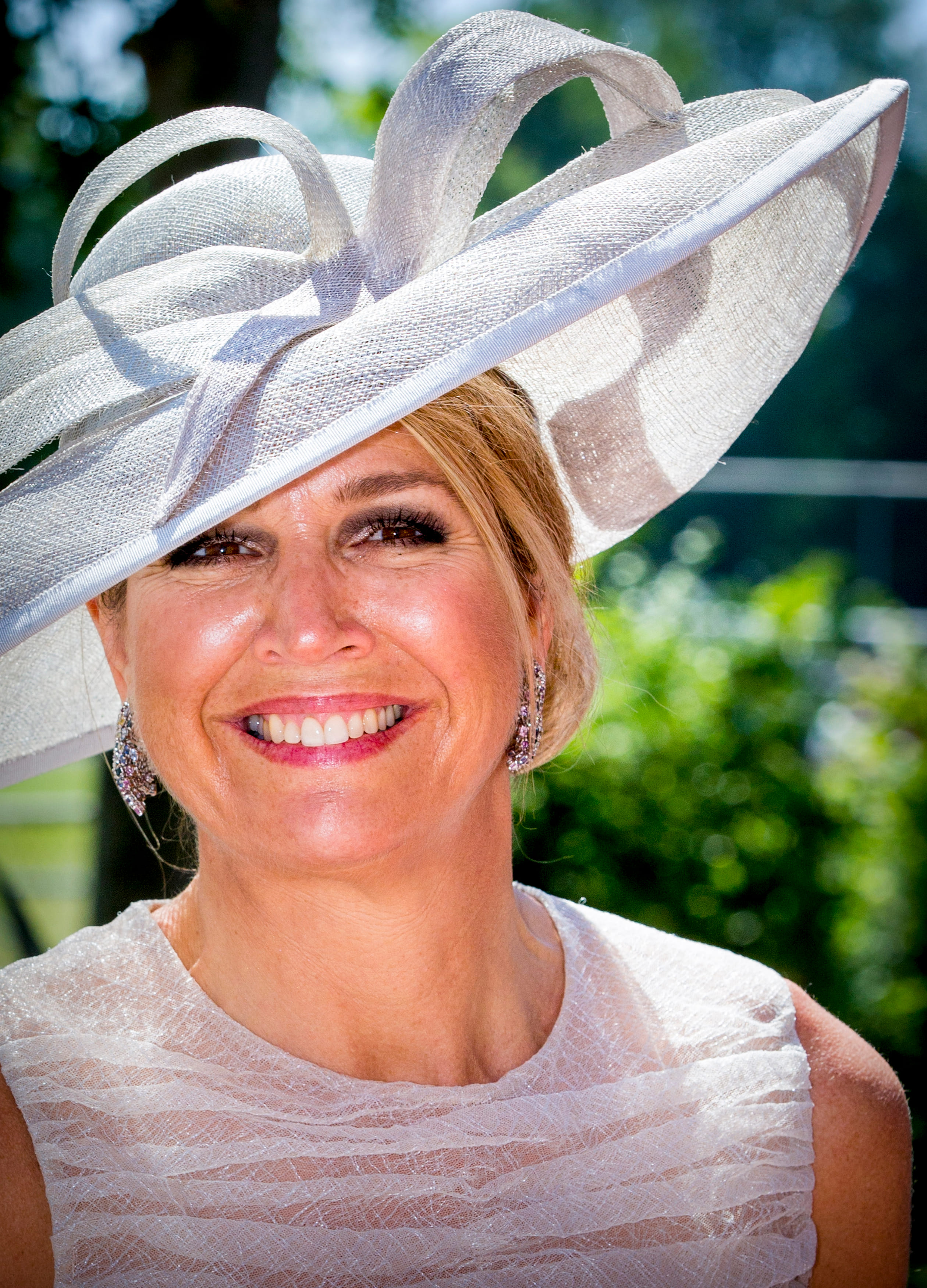 Koningin_Maxima_hoed_streekbezoek.jpg