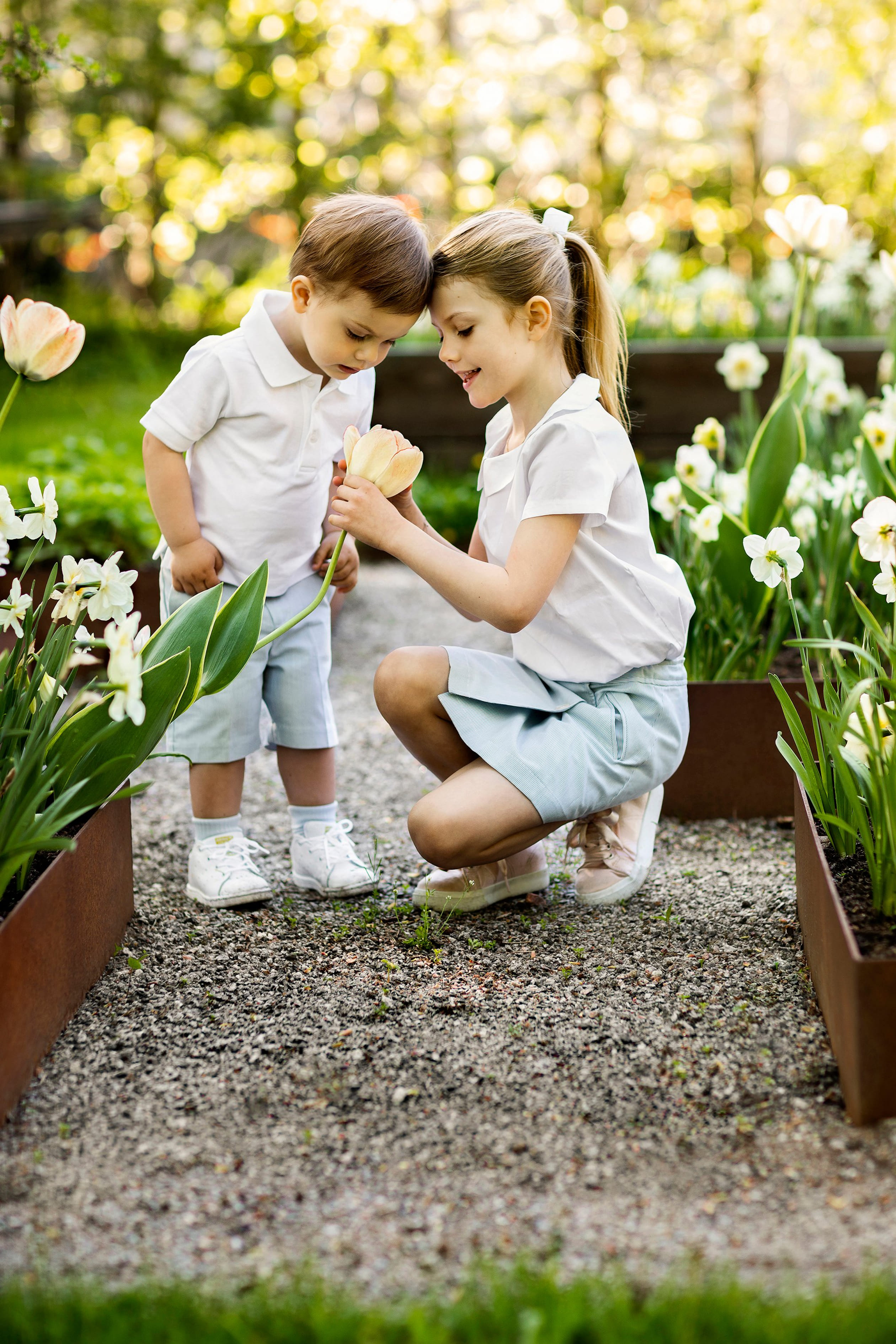 Estelle_en_Oscar_tuin_2018.jpg