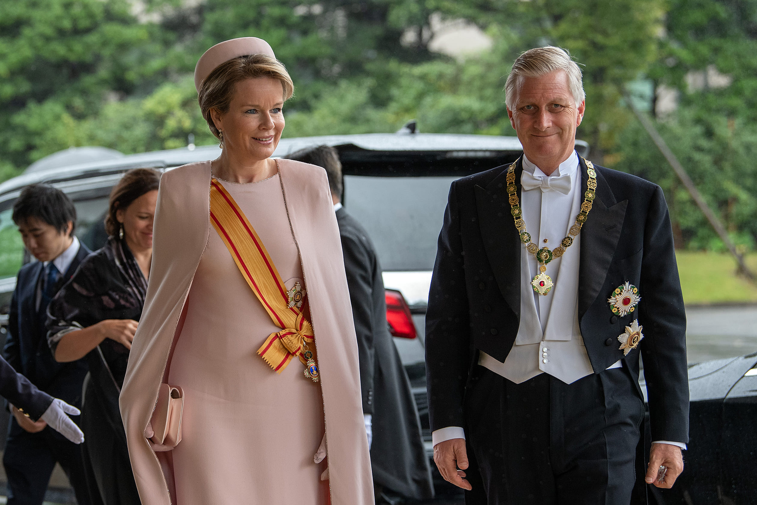 Koningin_Mathilde_en_koning_Filip_in_Japan.jpg