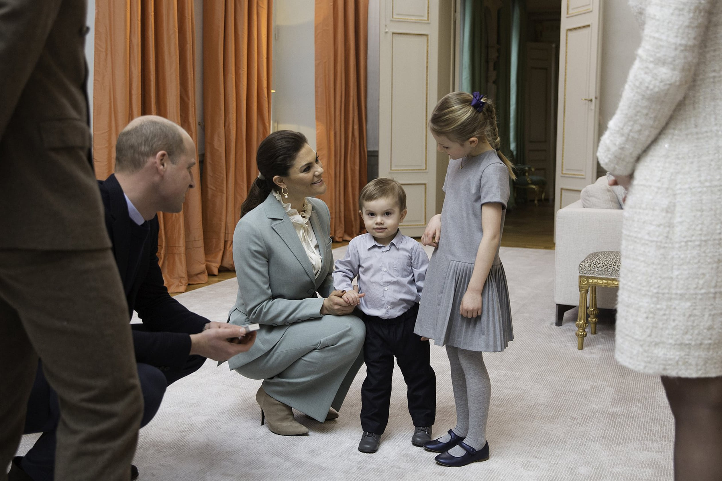 In 2018 krijgt prins Oscar hoog bezoek van niemand minder dan William en Catherine!