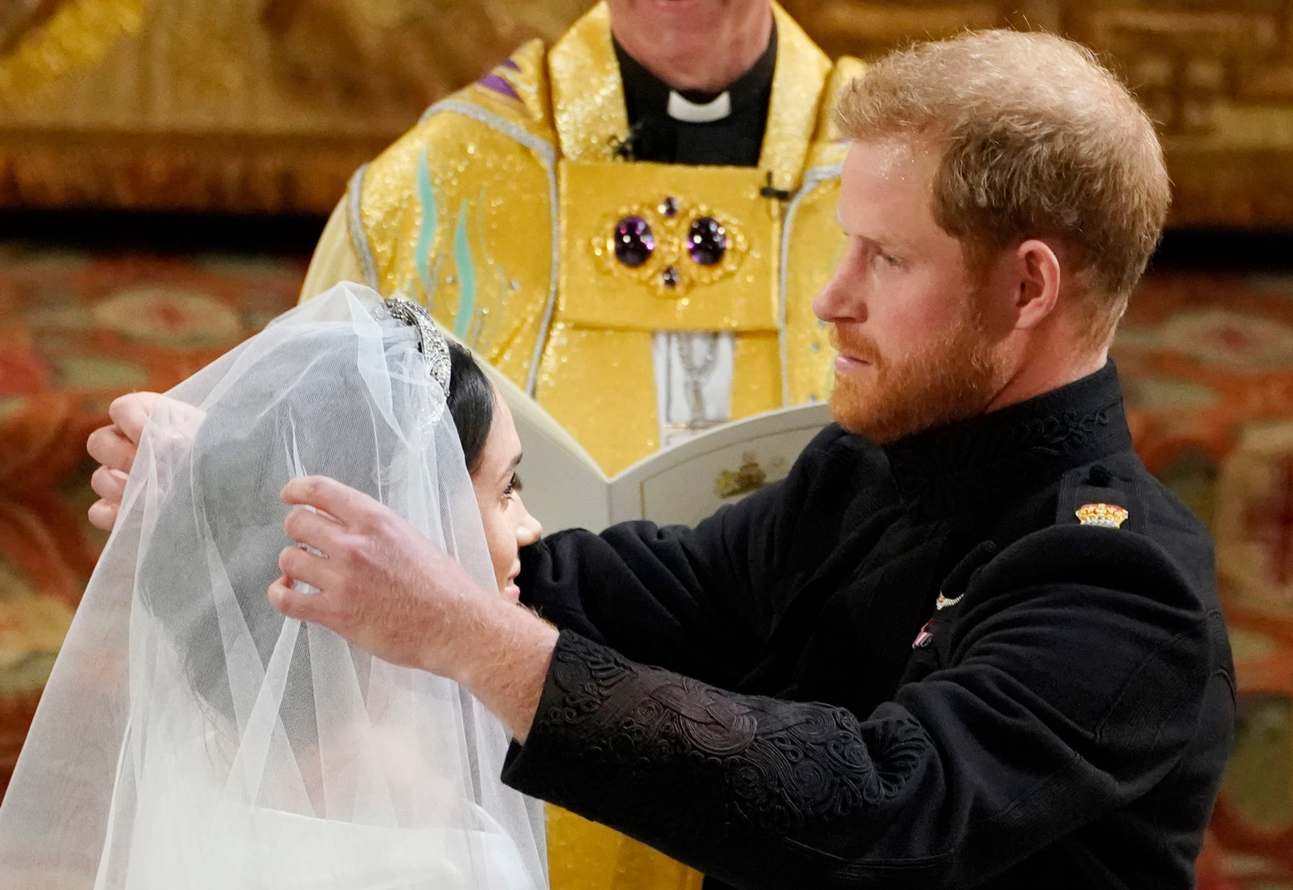 Harry_sluier_Meghan.jpg