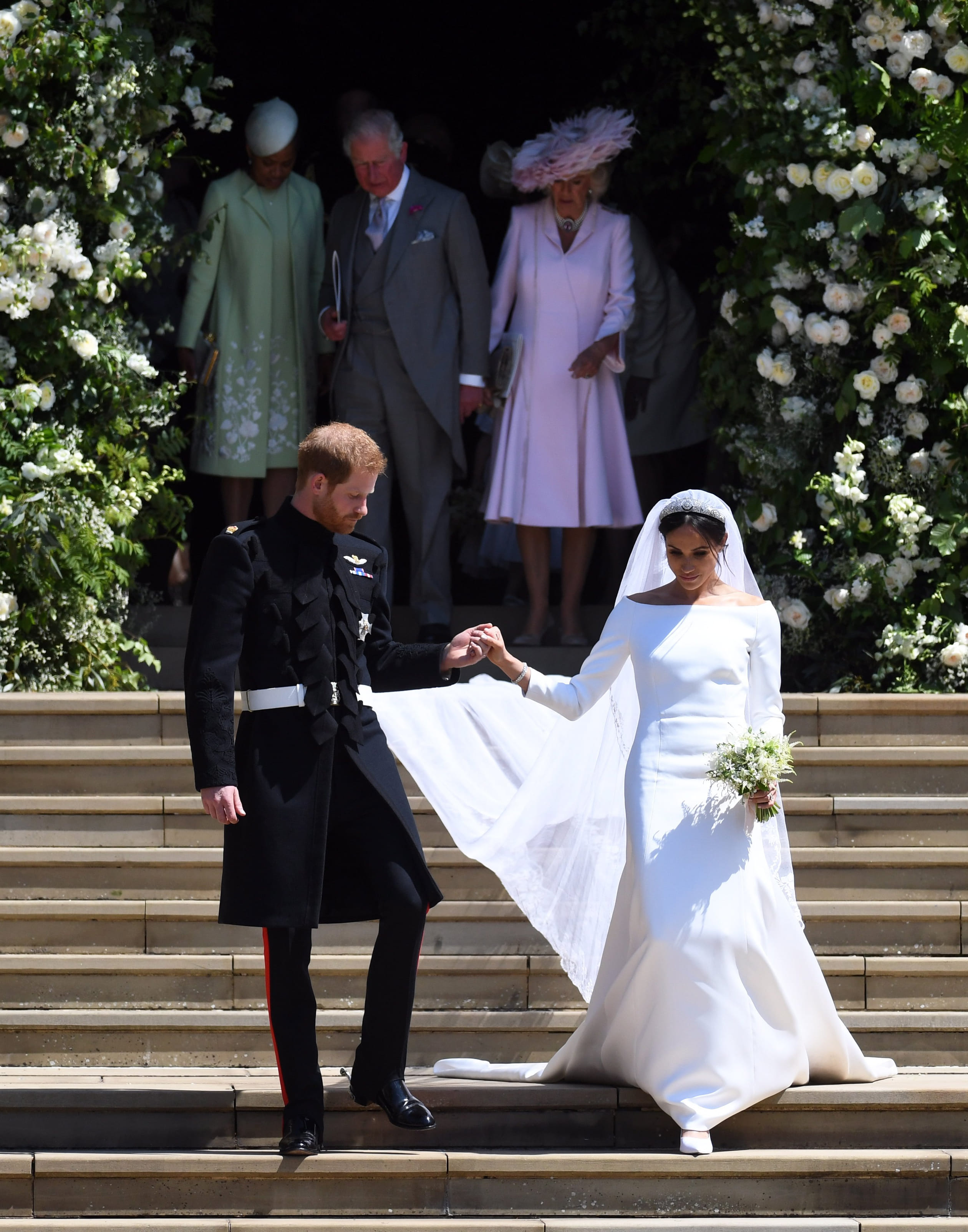 bruidspaar_Harry_en_Meghan_trappen.jpg