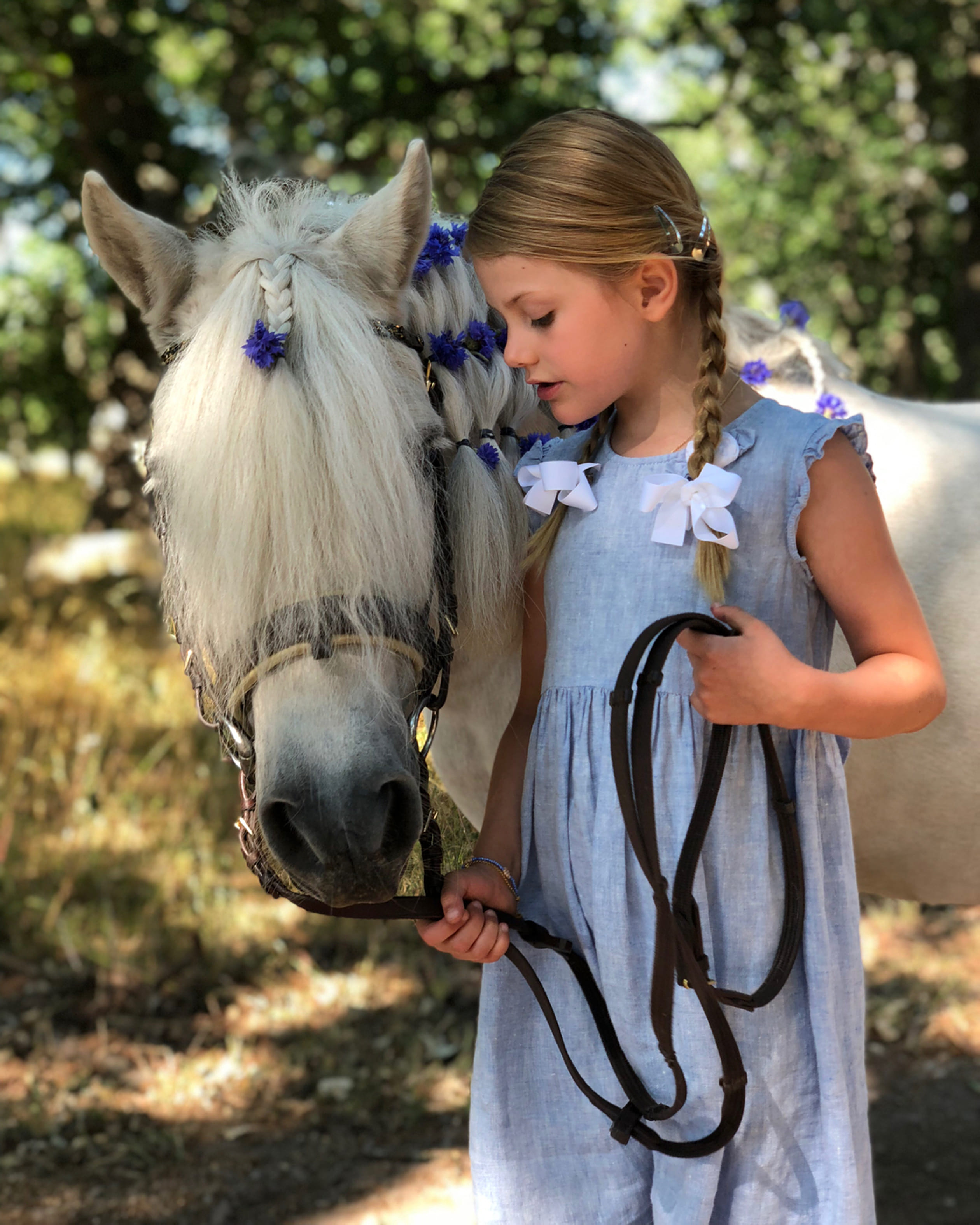 Estelle en pony Viktor op Öland.