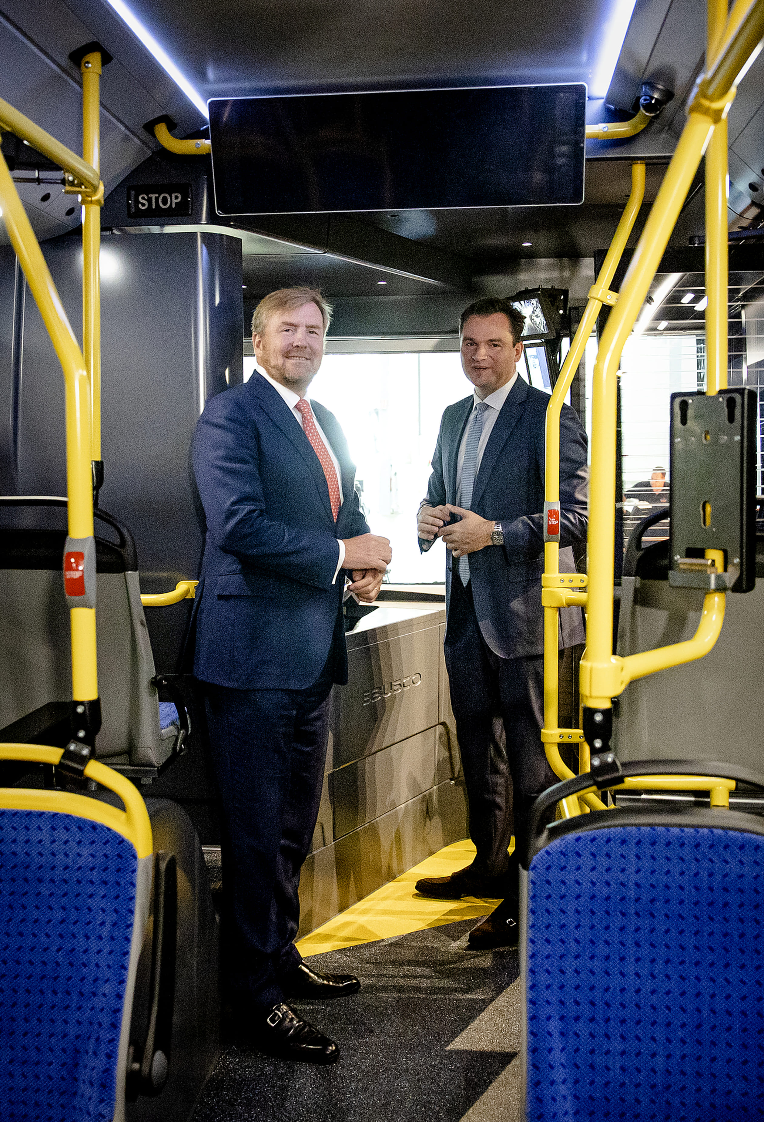 Koning_in_bus_ebusco.jpg