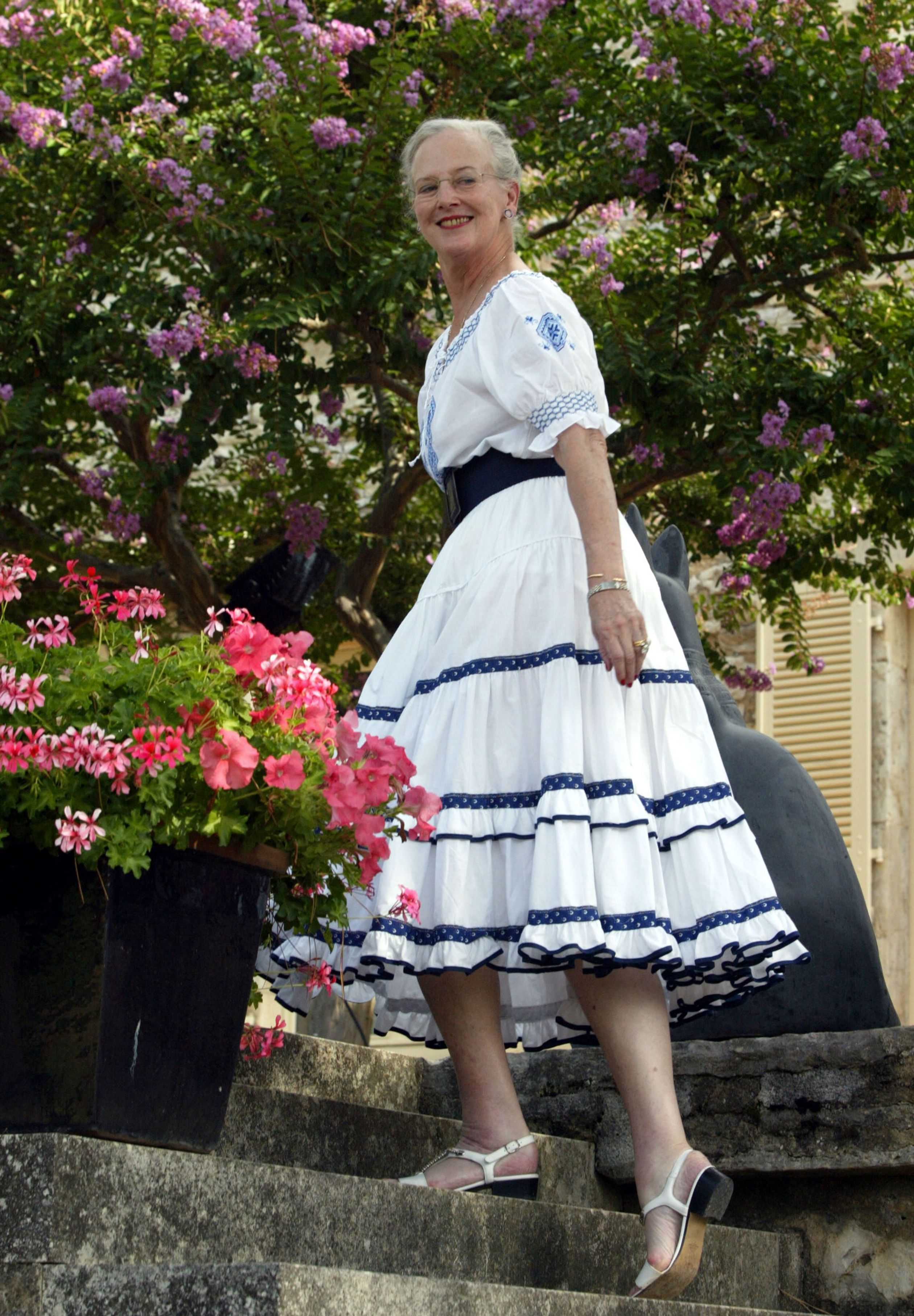 Margrethe tijdens haar jaarlijkse vakantie in het Franse Caix (2005).