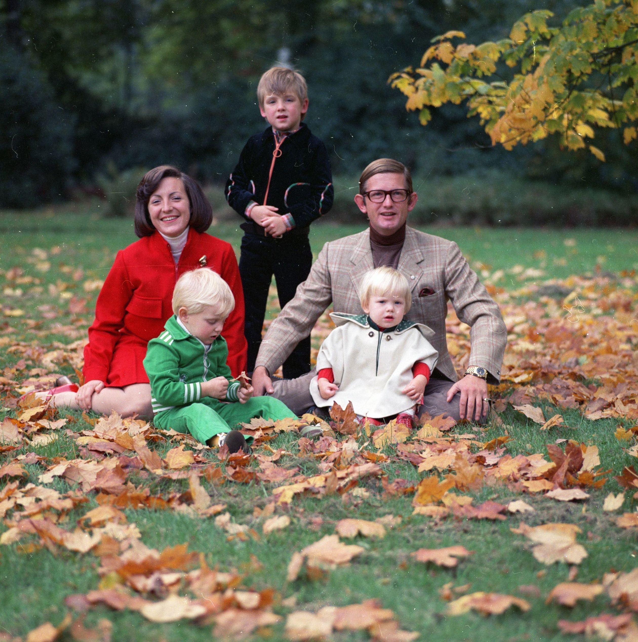 Een fotosessie in de herfst van 1973. Maurits' jongste broer, prins Floris, komt anderhalf jaar later ter wereld. (Foto: Max Koot - RVD)