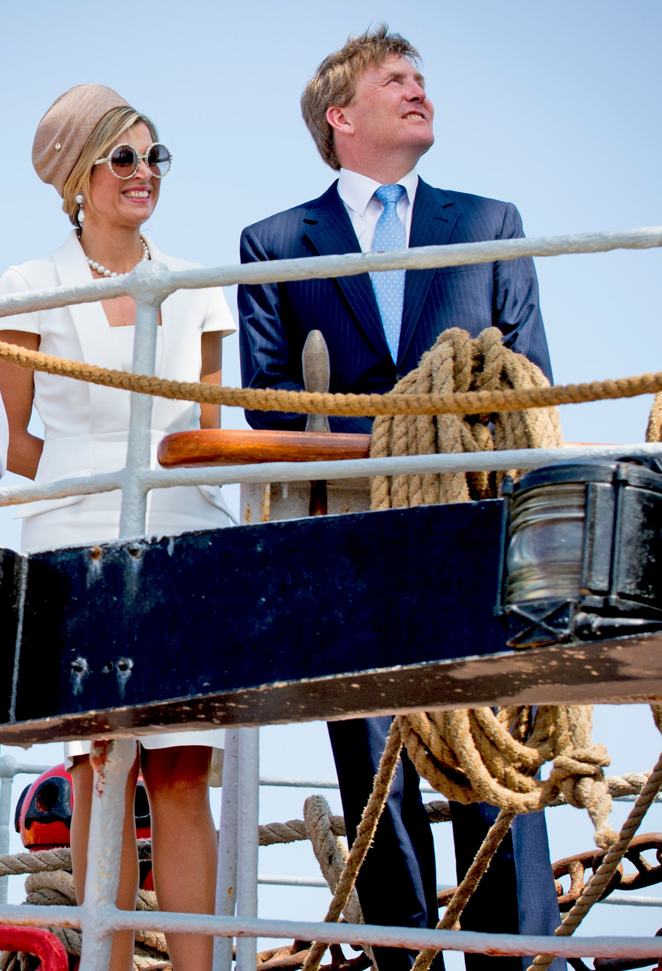 Koningin Máxima koos bij het bezoek aan Aruba voor dit mooie witte model van Tom Ford.