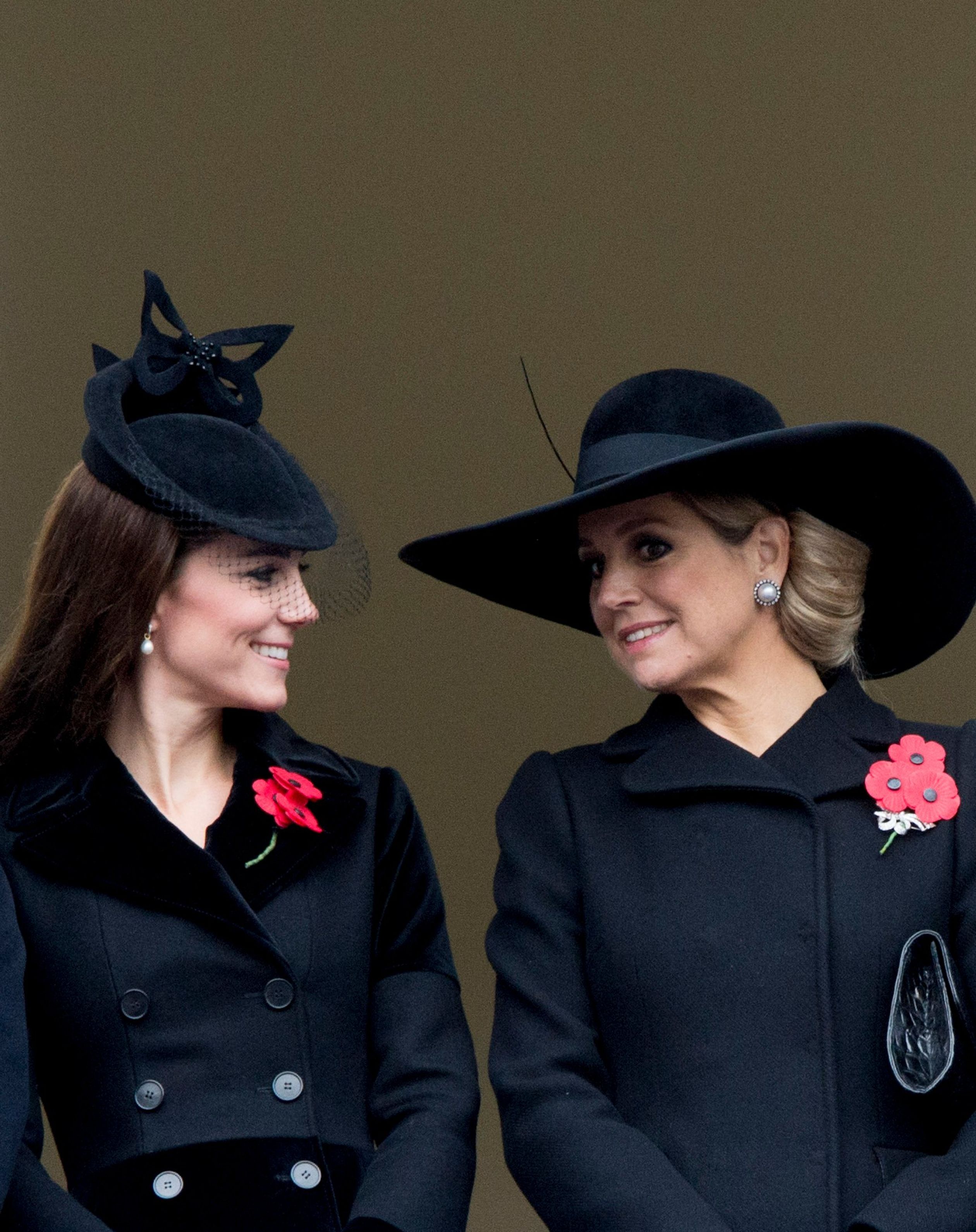2015: Met de hertogin van Cambridge tijdens Remembrance Day.