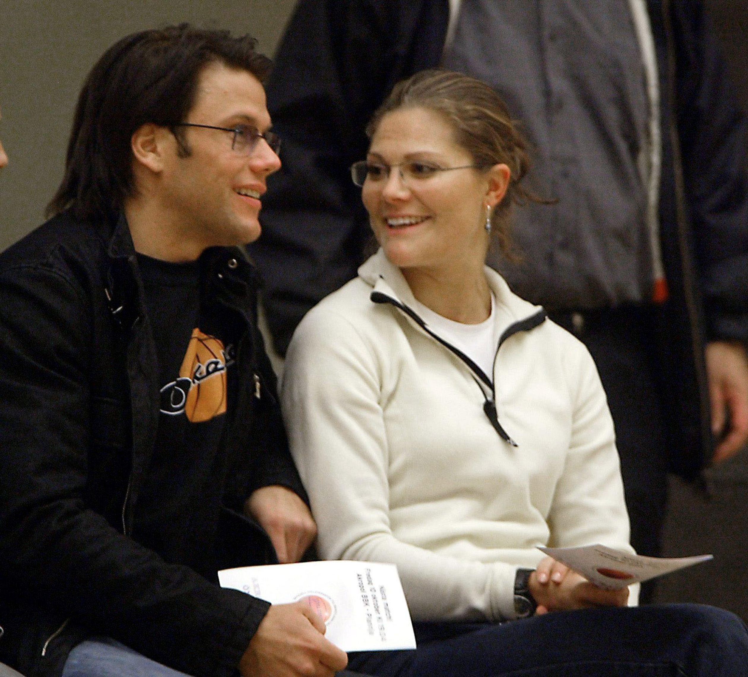 Een sportief uitje naar een basketbalwedstrijd in 2003.