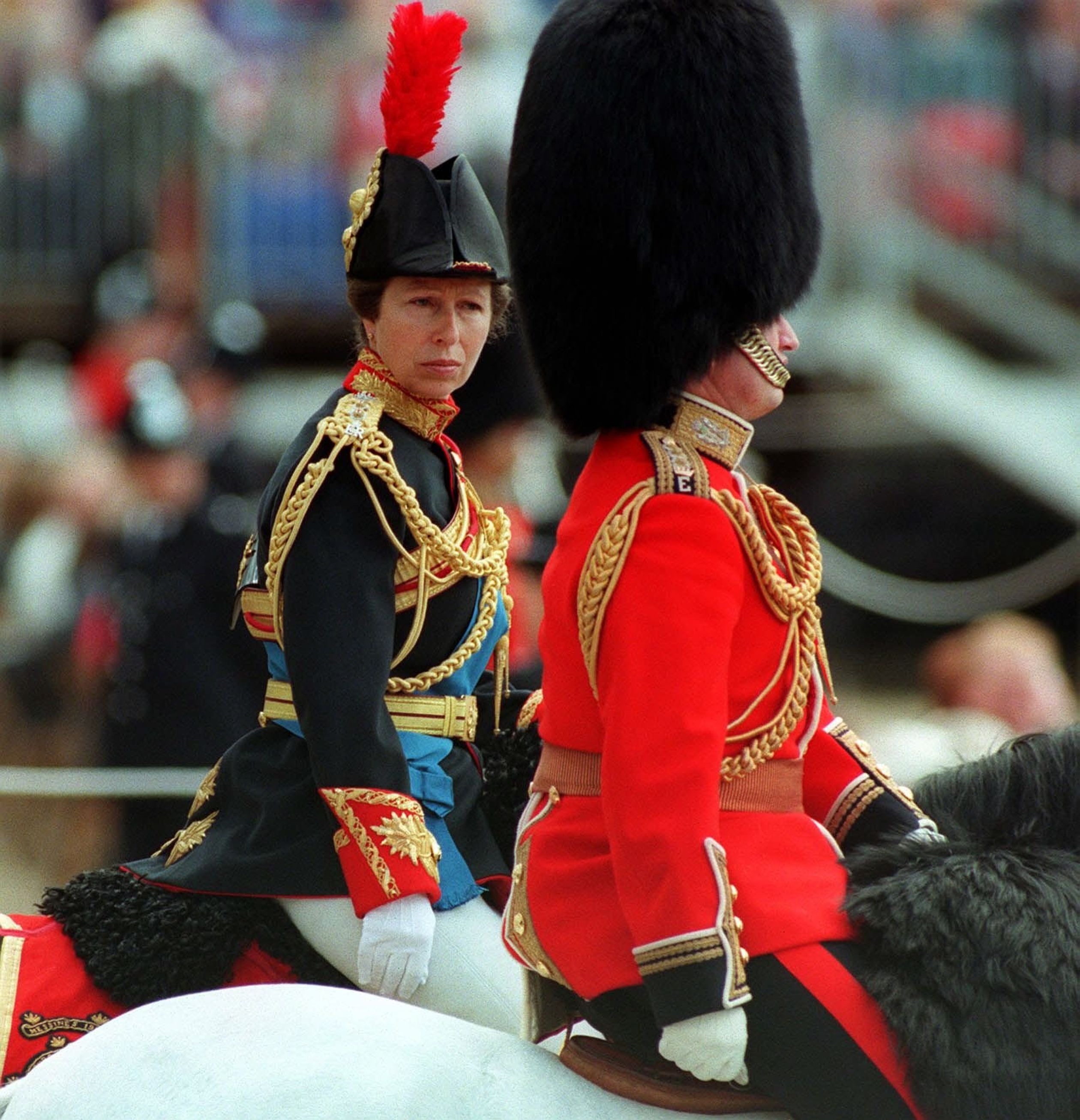 De Princess Royal te paard tijdens Trooping the Colour, de officiële viering van de verjaardag van