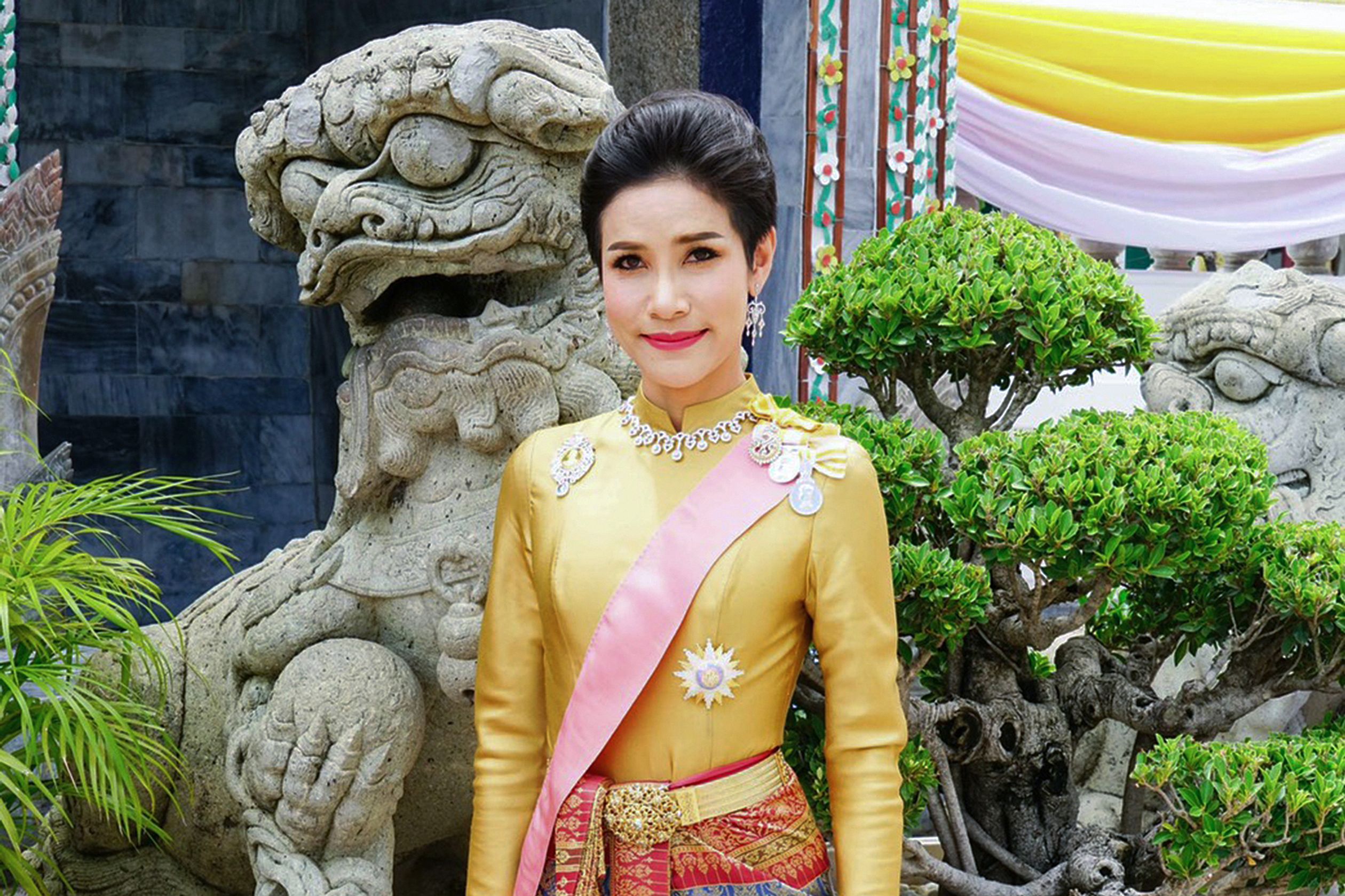Sineenat_Wongvajirapakdi_vrouw_koning_Thailand.jpg