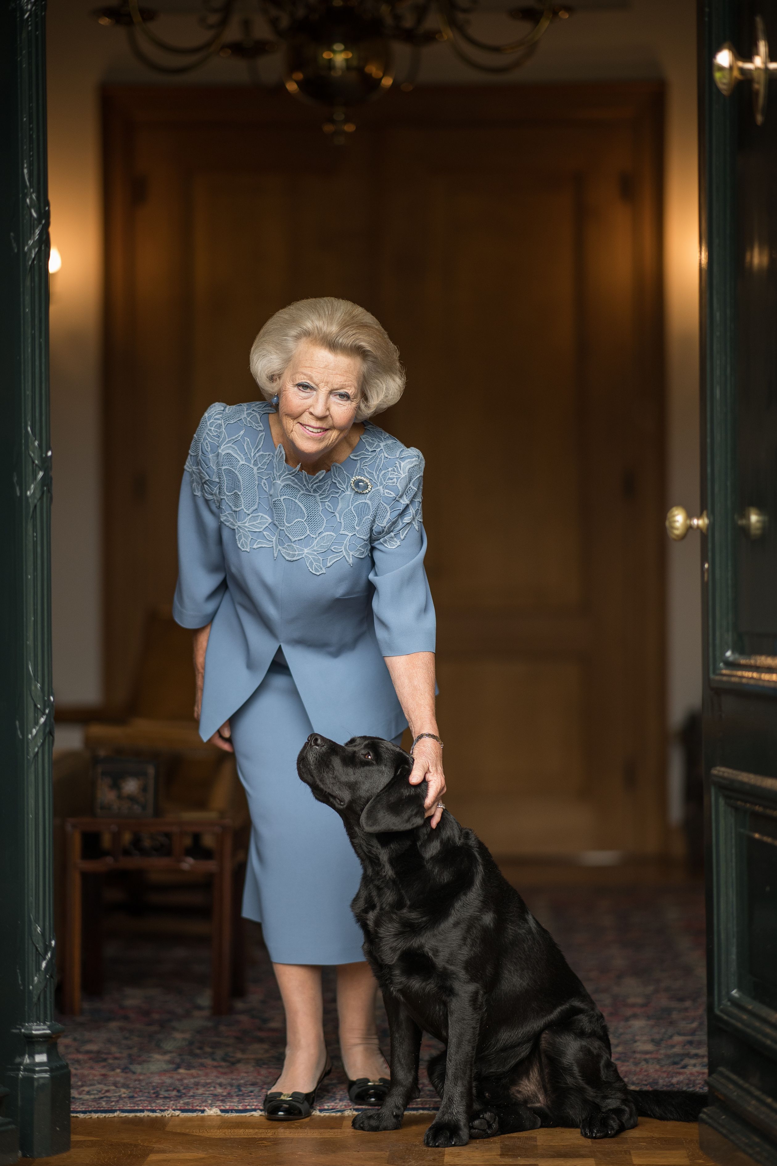 Op de dag voor haar 80e verjaardag deelt de RVD enkele nieuwe foto's van prinses Beatrix.