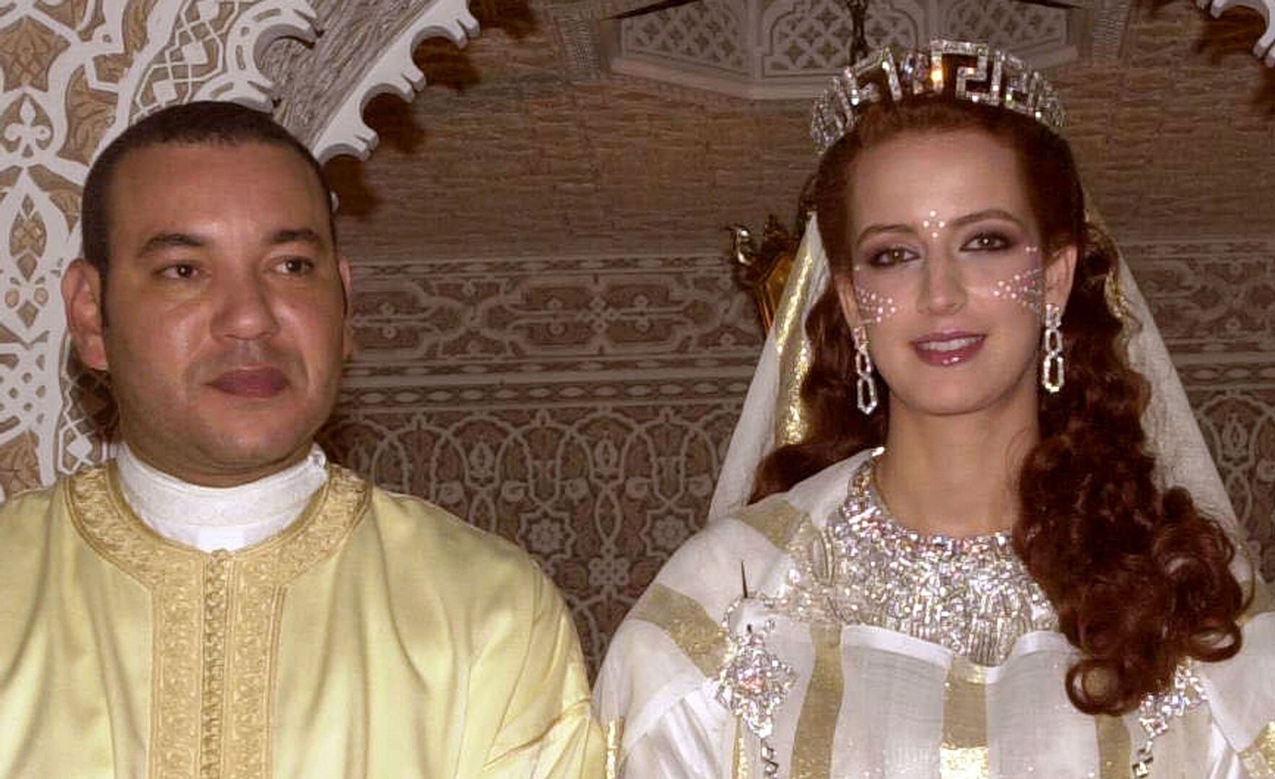 Koning Mohammed VI en zijn bruid Selma Bennani op hun huwelijksdag in 2002.