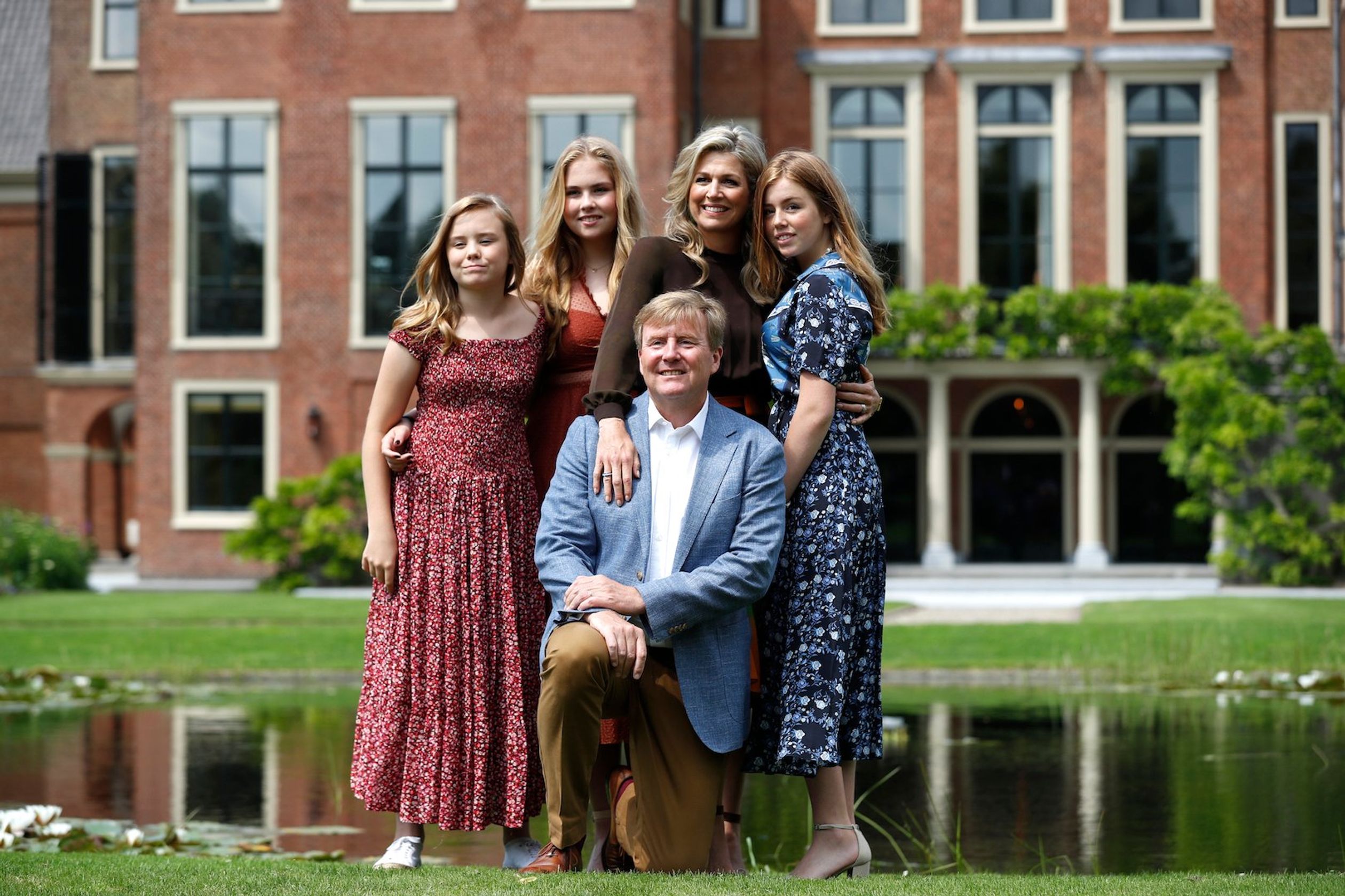 In 2019 poseert het gezin voor het eerst bij Huis ten Bosch.