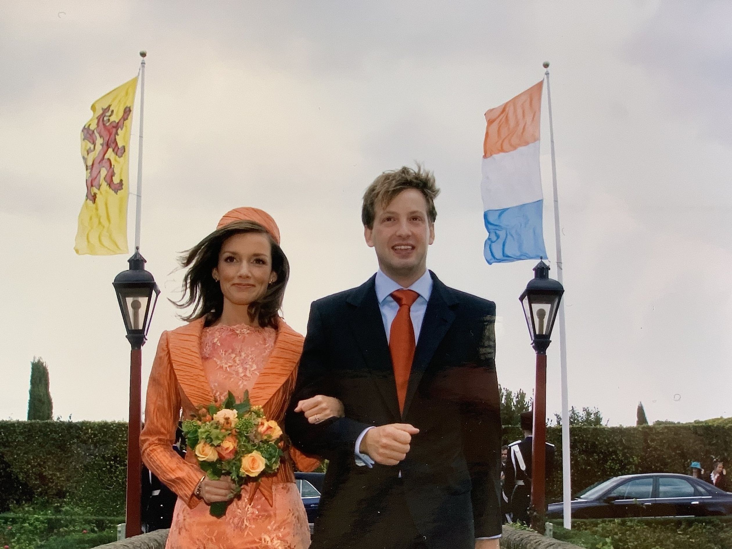 Prins Floris en prinses Aimée op het Muiderslot op hun huwelijksdag. (Foto: privécollectie prins