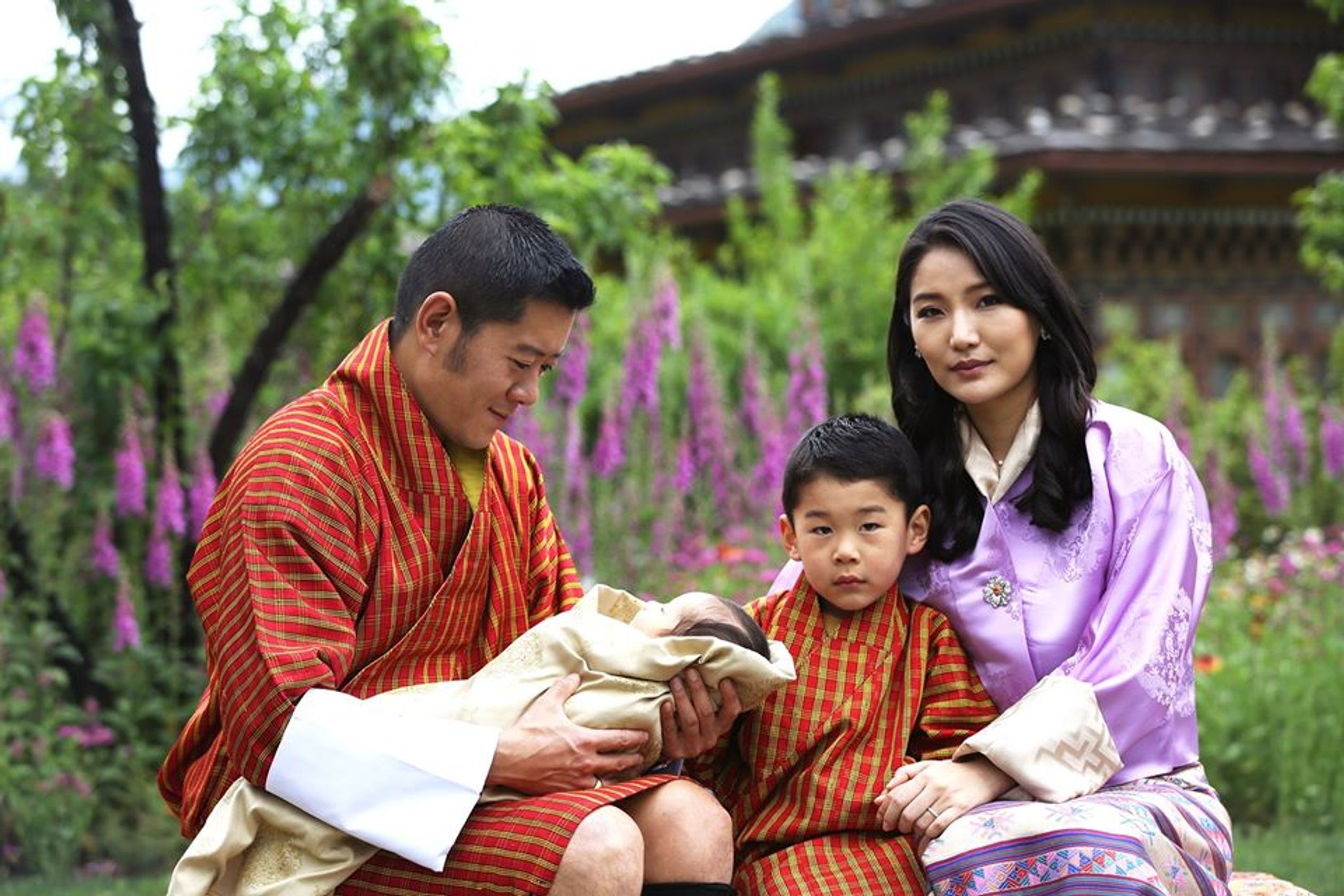 Koninklijk_gezin_Bhutan.jpg