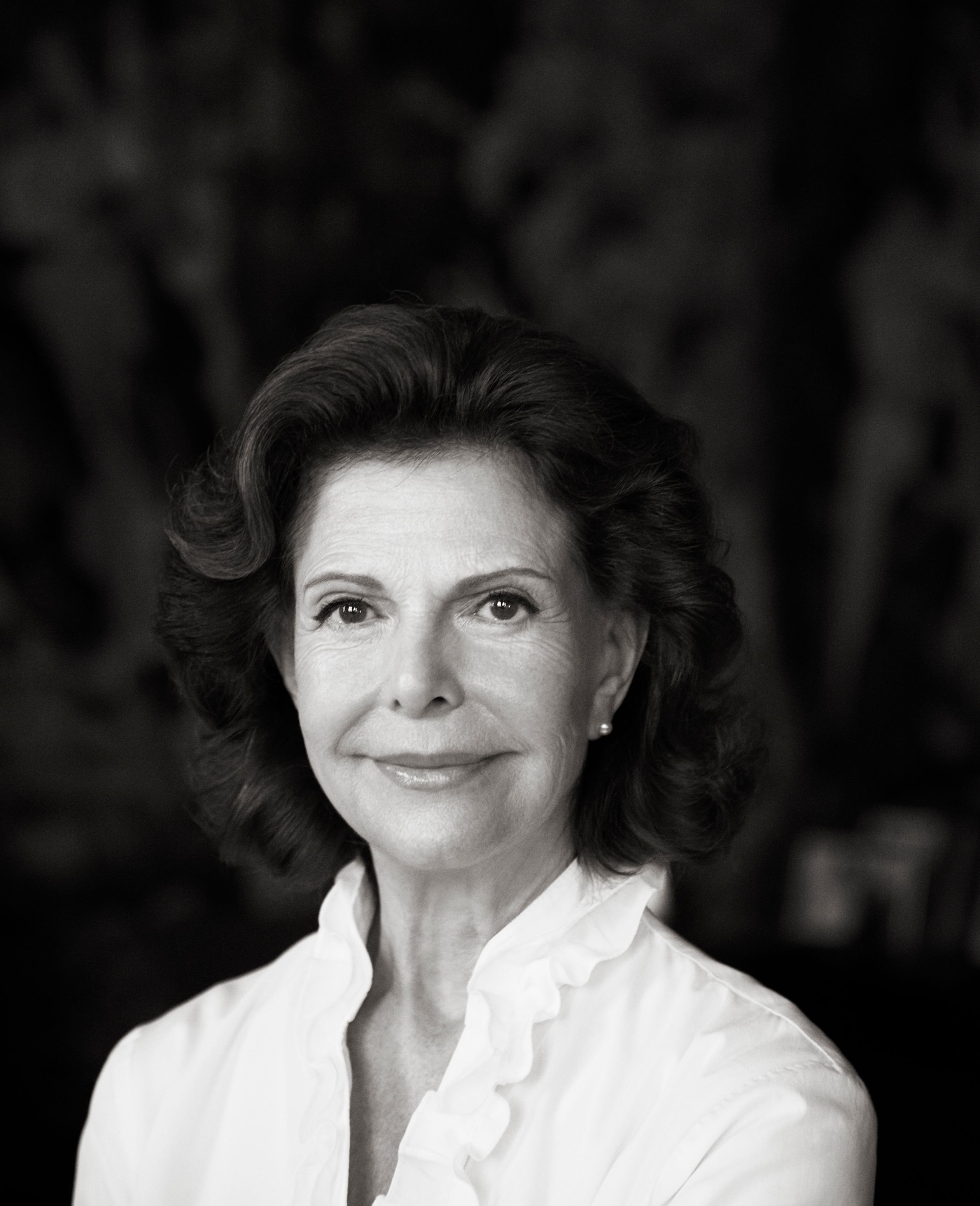 Ter gelegenheid van de 75e verjaardag van koningin Silvia trakteert het Zweedse hof op 23 december