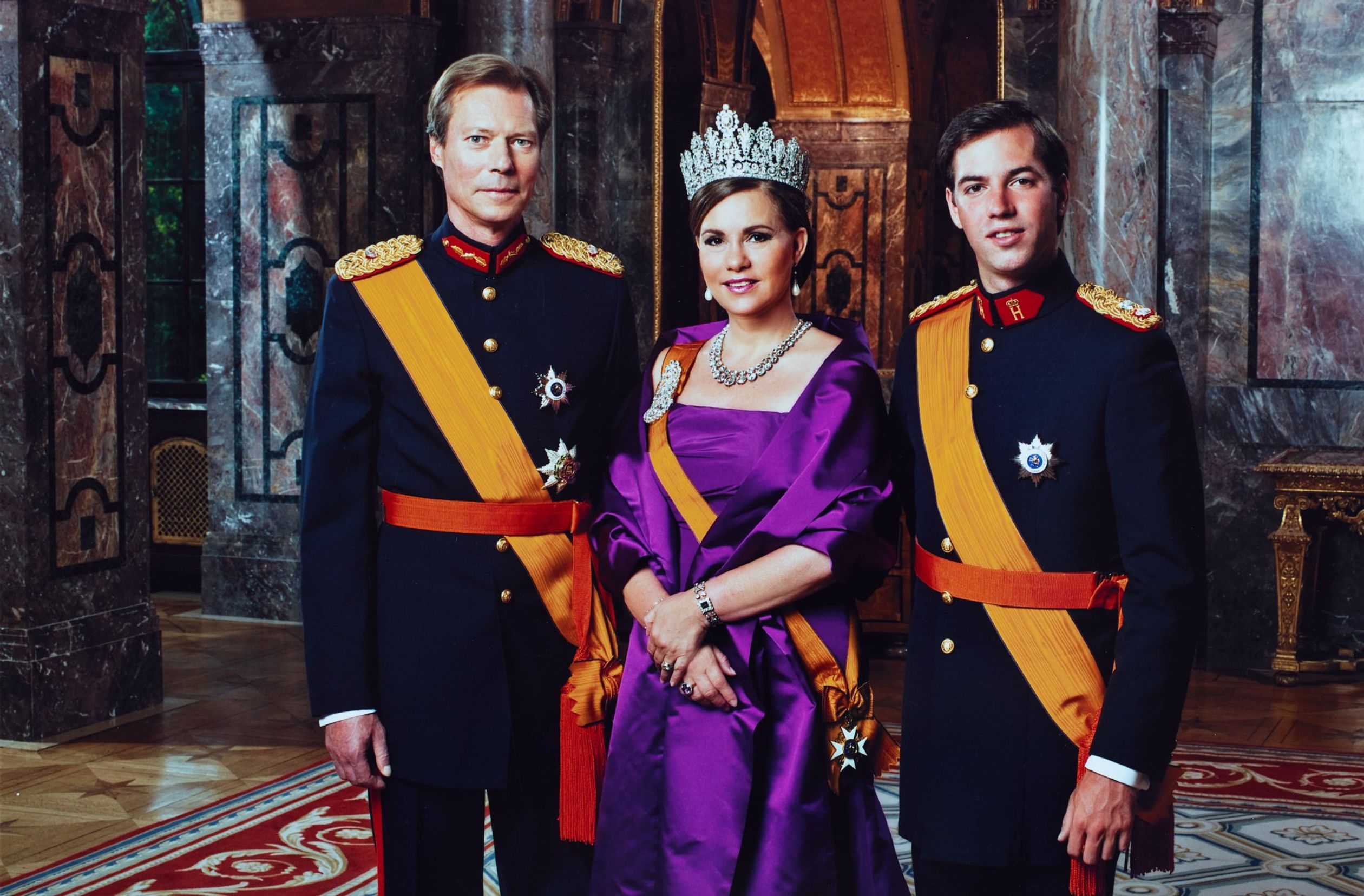 Groothertog Henri en groothertogin Maria Teresa met Guillaume.