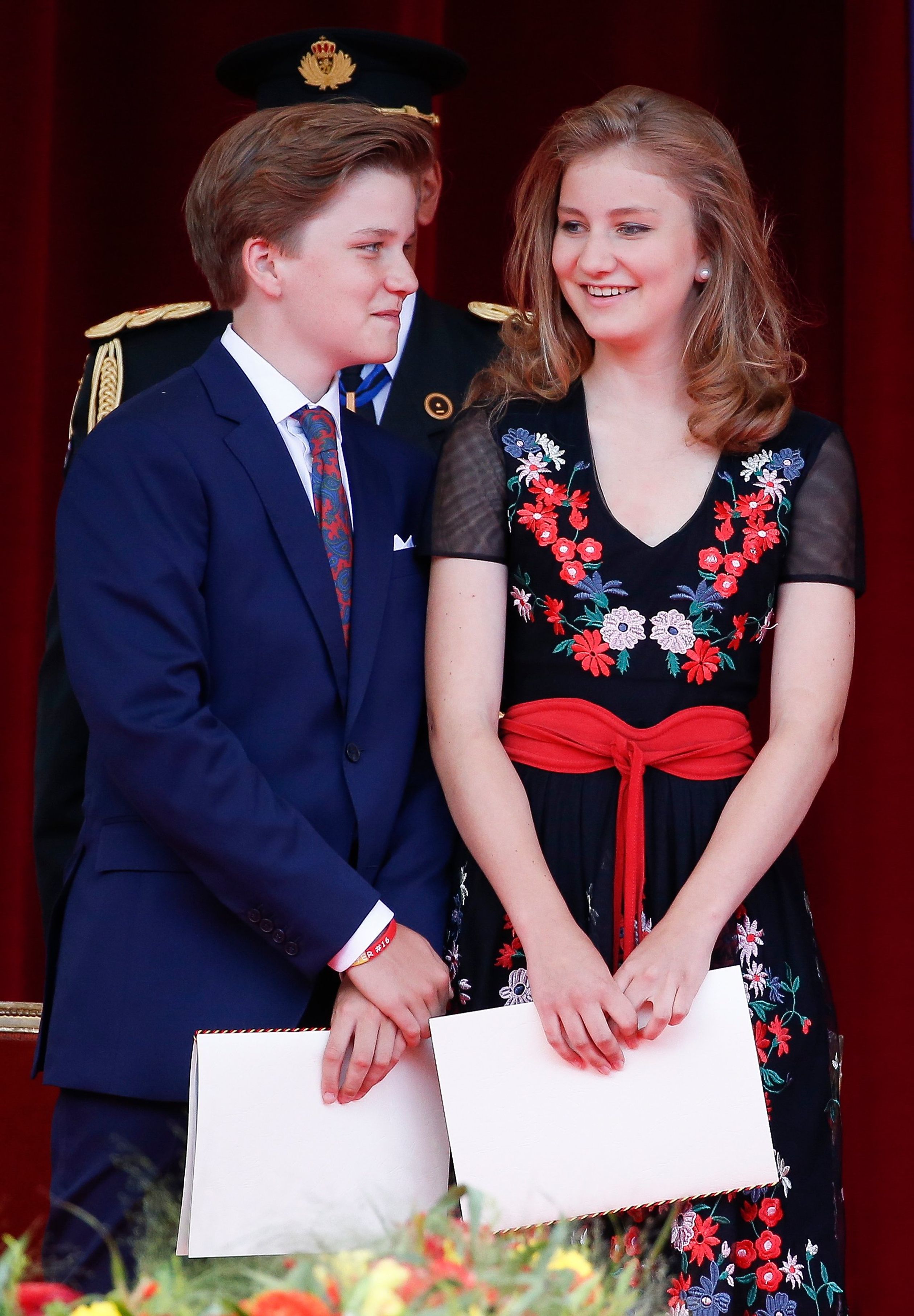 Broer en zus, de nummer 2 en de troonopvolgster van België tijdens de Nationale Feestdag in 2018.