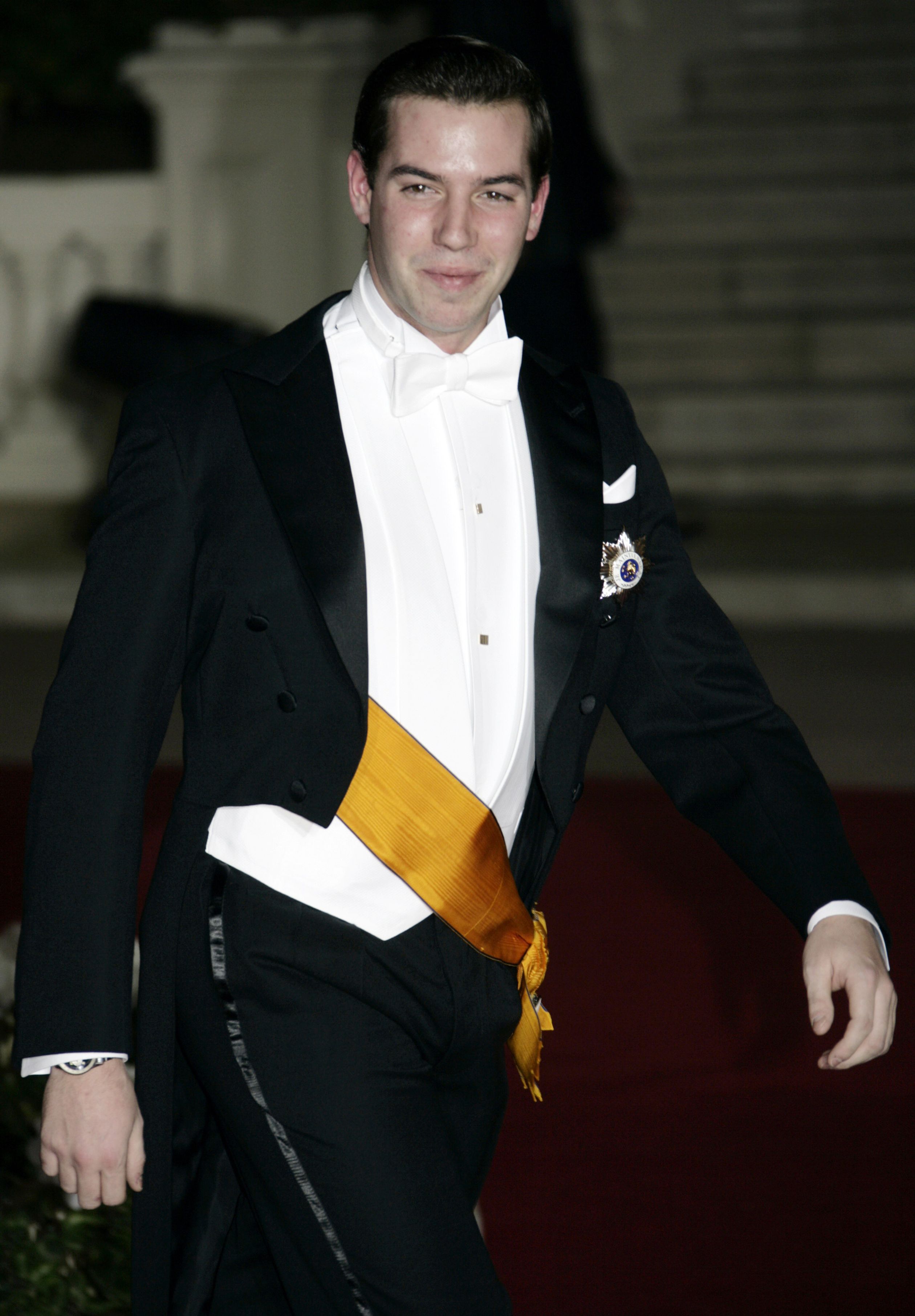 Erfgroothertog Guillaume komt in 2005 aan bij het casino van Monte Carlo, om een uitvoering van